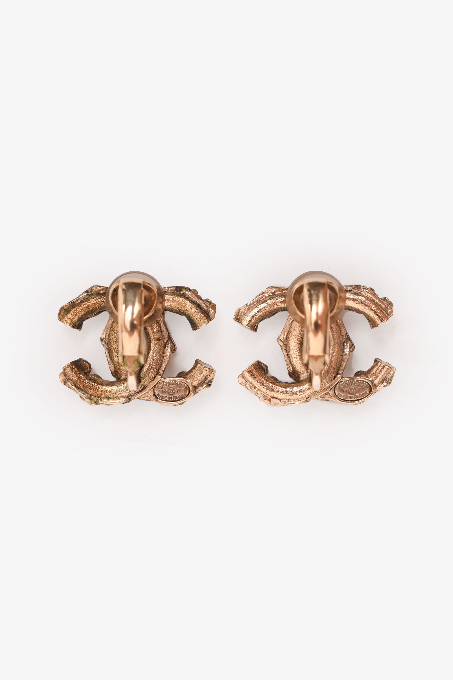 Pre-Loved Chanel™ 2017 Gold Tone Faux Pearl CC Ear Clips