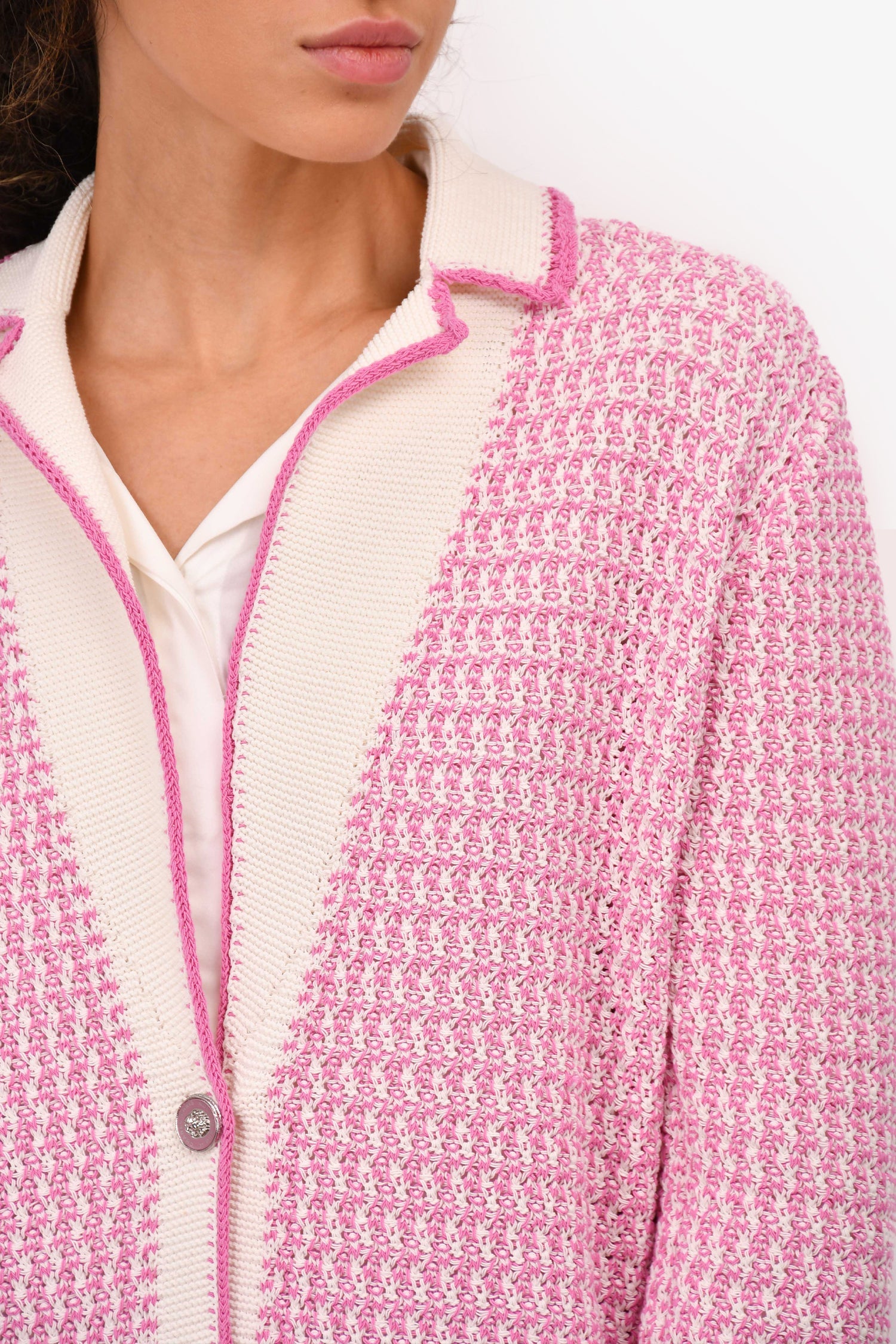 Pre-Loved Chanel™ 2022 Spring Lilac/White Cotton Knit igan Size 34