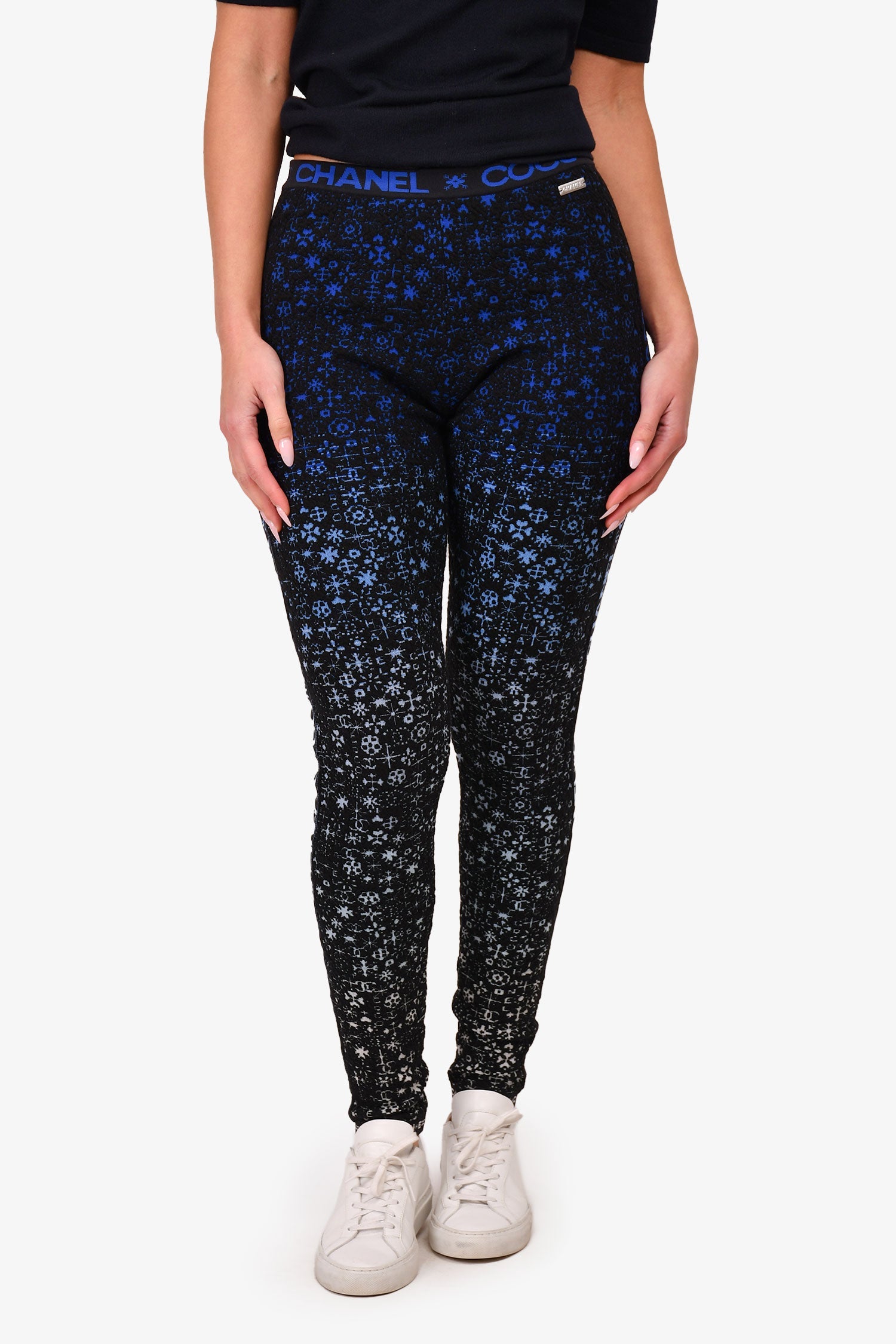 Pre-Loved Chanel™ Black/Blue Coco Chanel Leggings Size 40