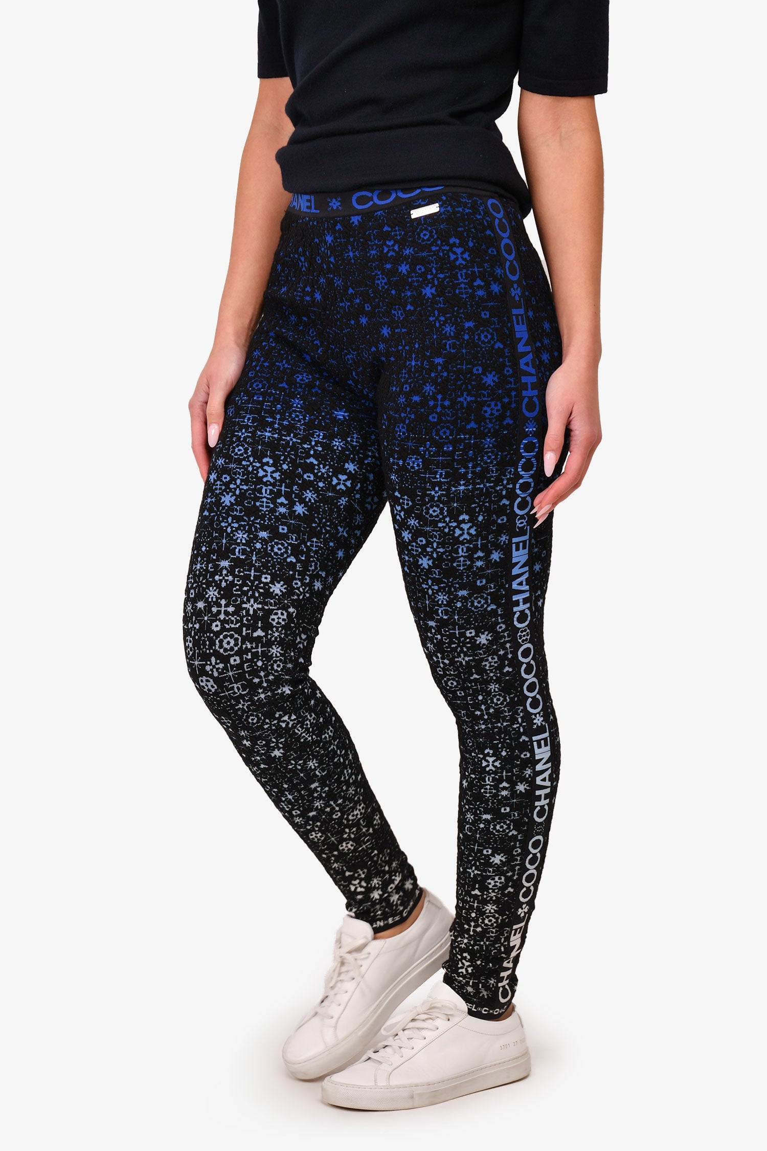 Pre-Loved Chanel™ Black/Blue Coco Chanel Leggings Size 40