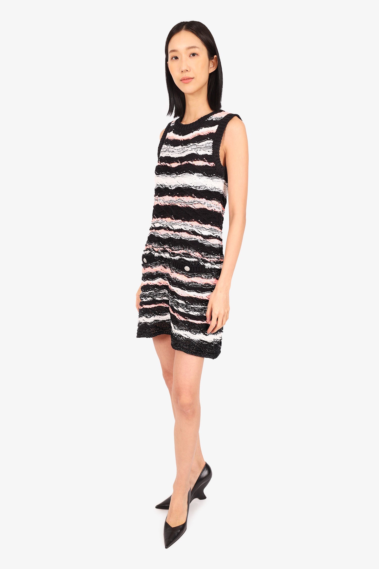 Pre-Loved Chanel™ Black/White/Pink Knitted Sleeveless Dress Size 40