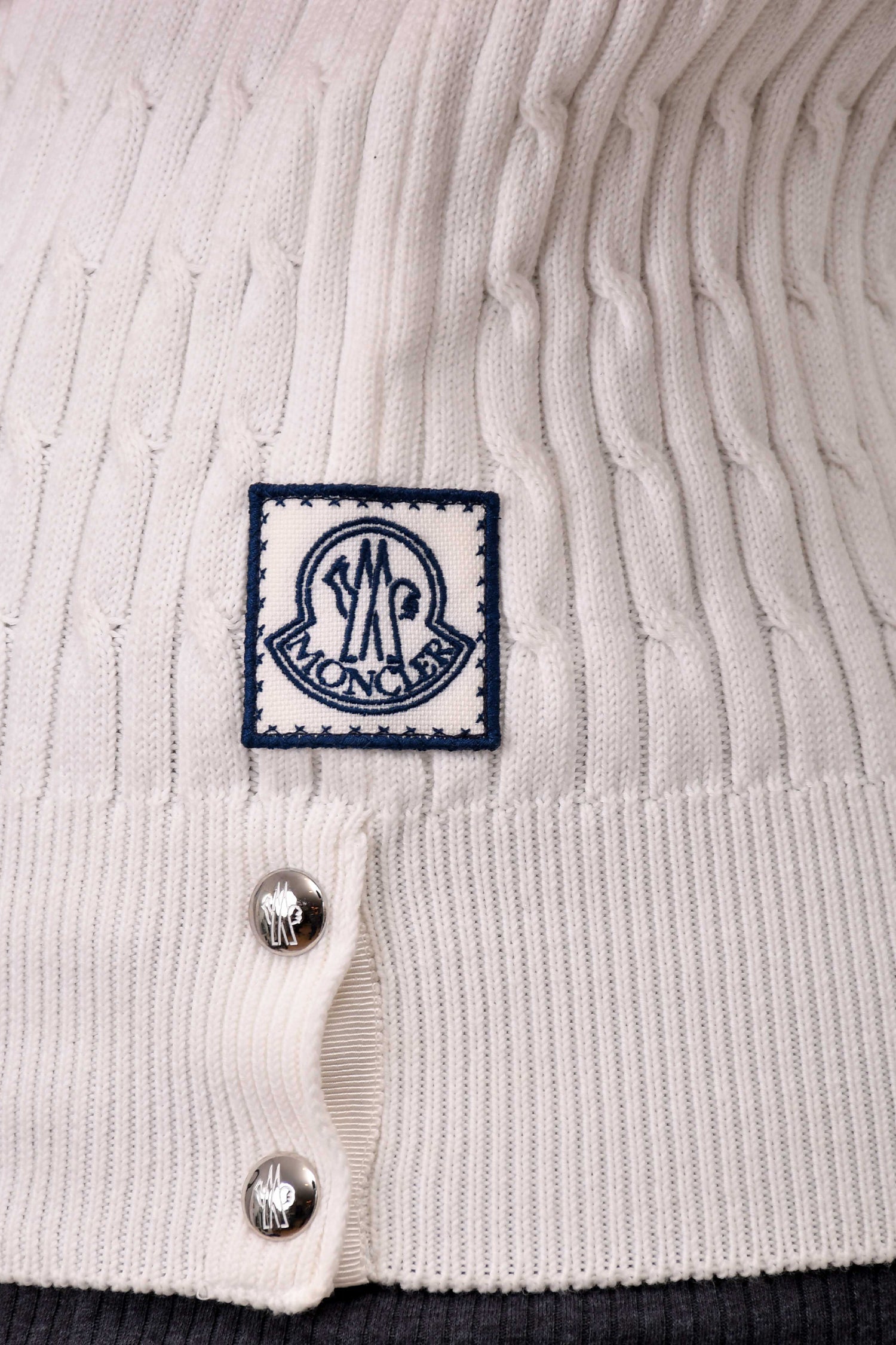 Moncler White Cable Knit Maglione Button Up Vest igan Size L