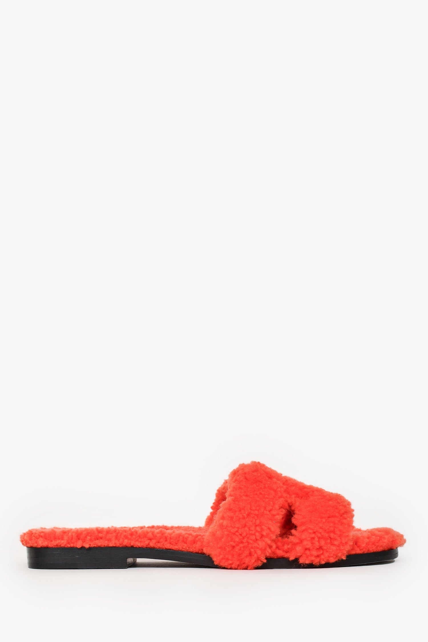 Hermès Orange Shearling/Leather Oran Sandals Size 35.5