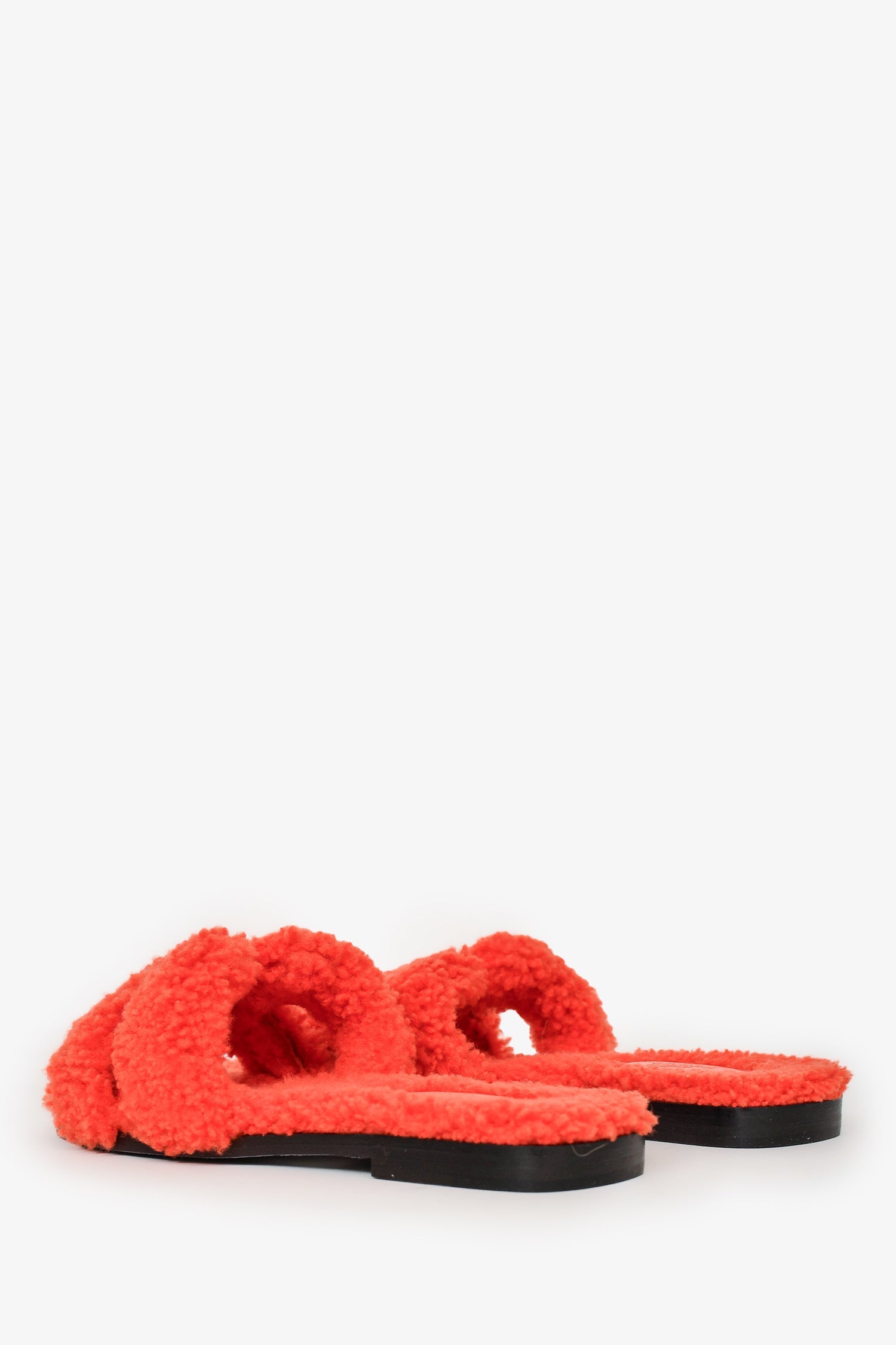 Hermès Orange Shearling/Leather Oran Sandals Size 35.5