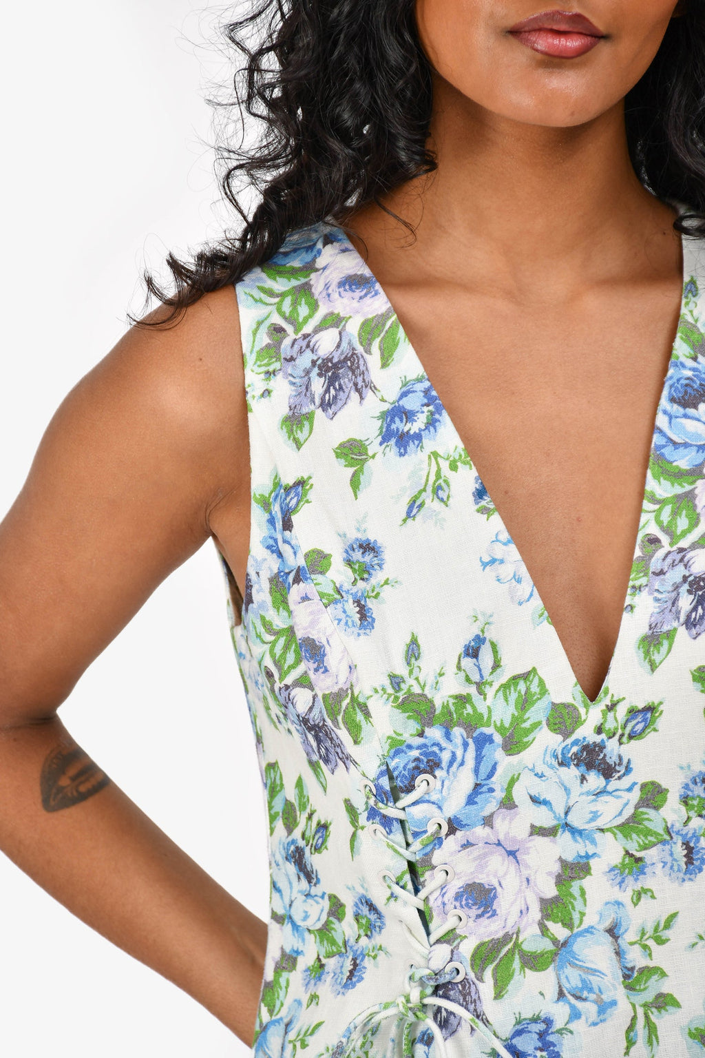 Zimmermann White/Blue Floral Printed Linen Sleeveless Lace Up Dress Size 2