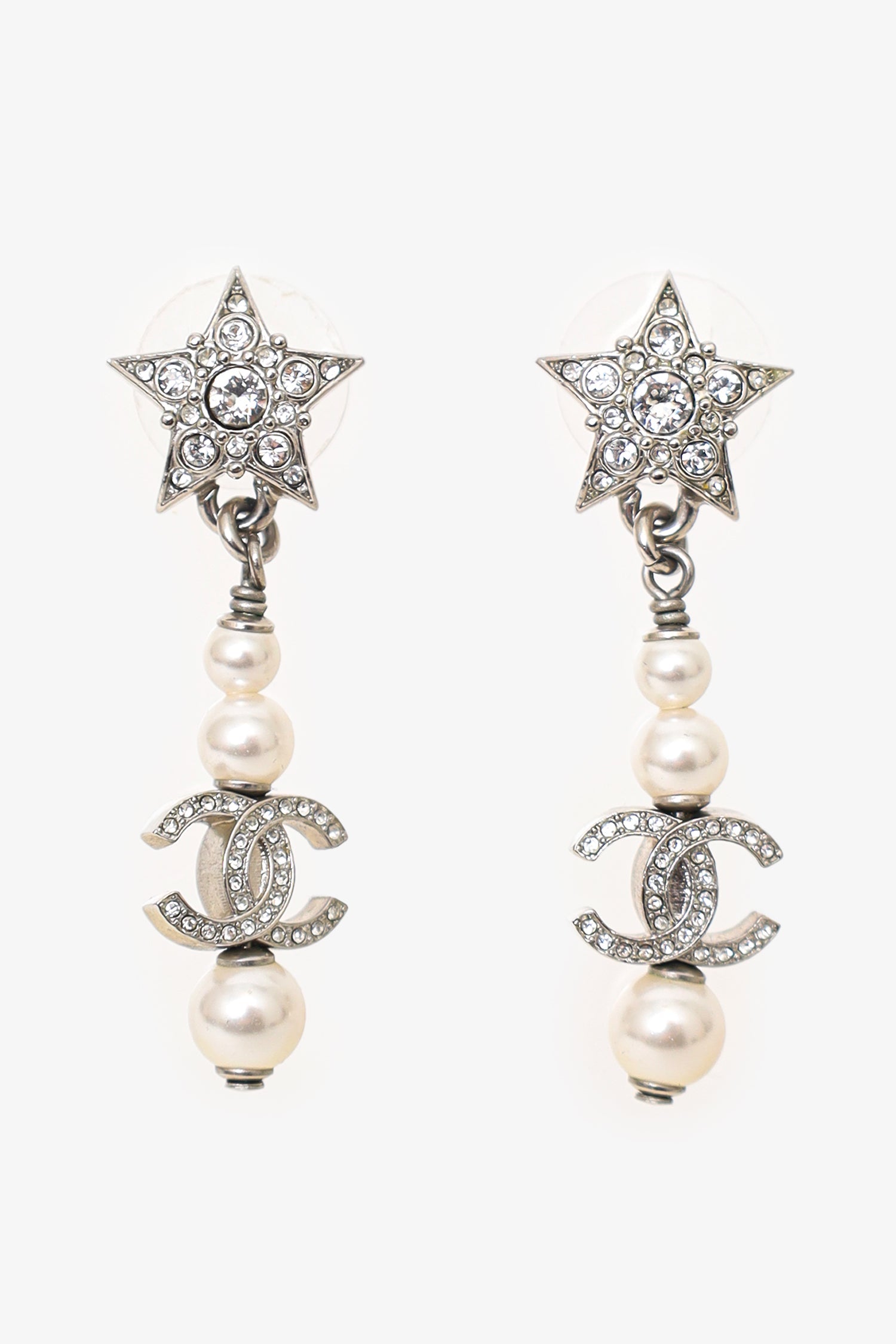 Pre-Loved Chanel™ 2020 Silver Tone Faux Pearl & Strass CC Star Drop Earrings