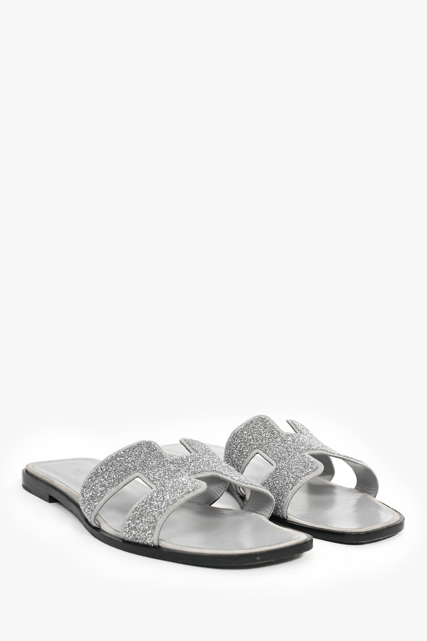Hermès Silver Glitter Oran Sandals Size 40.5