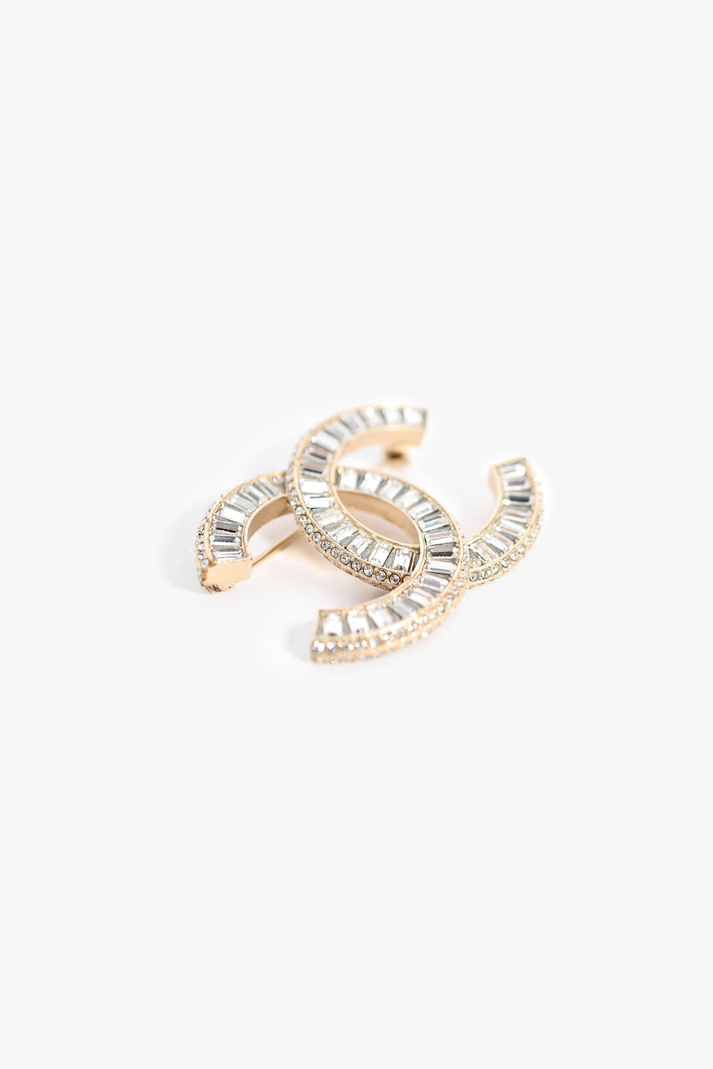 Pre-Loved Chanel™ 2017 Gold Tone Crystal Set CC Brooch