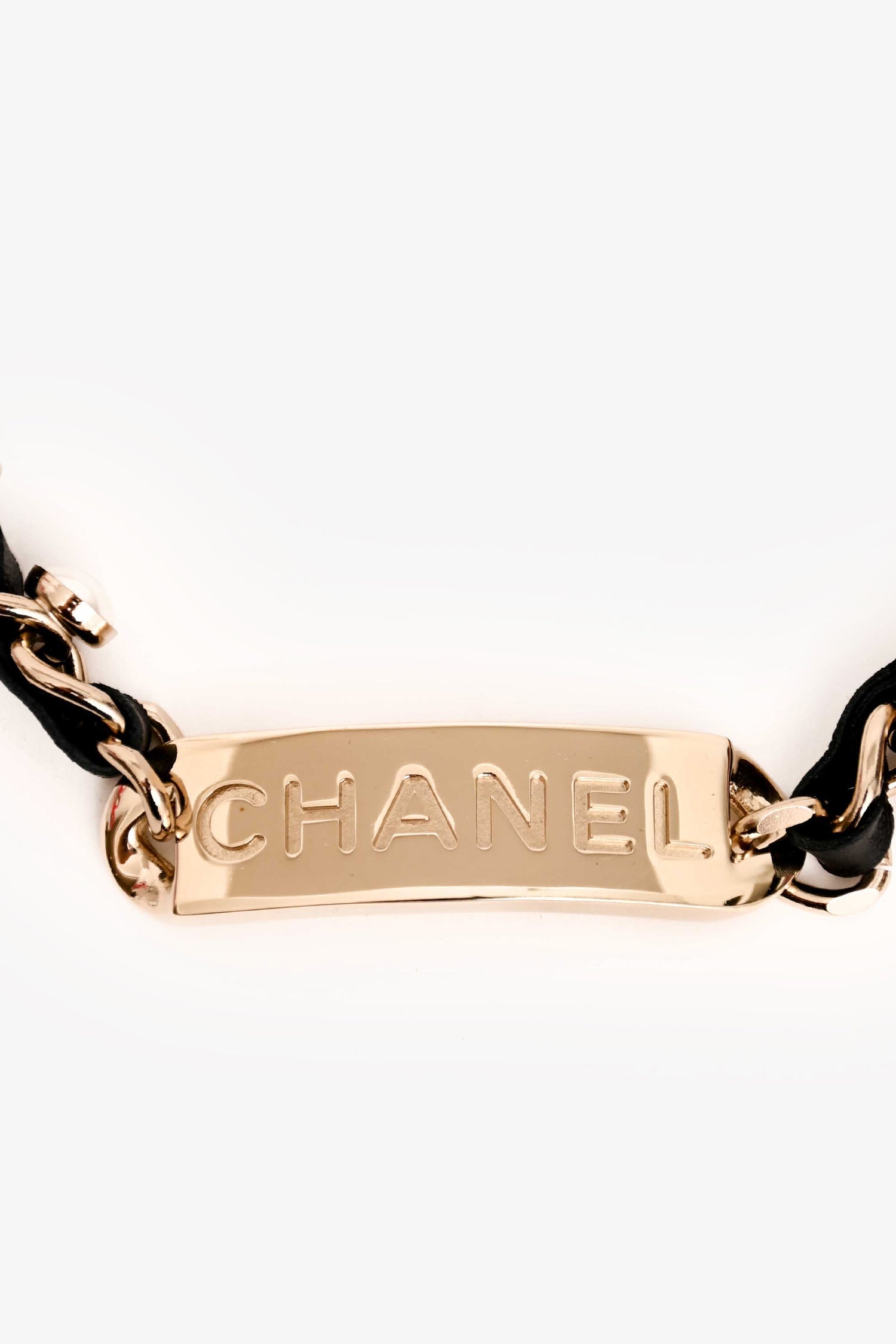 Pre-Loved Chanel™ Leather Chain/GHW Pearl Detail Choker Necklace