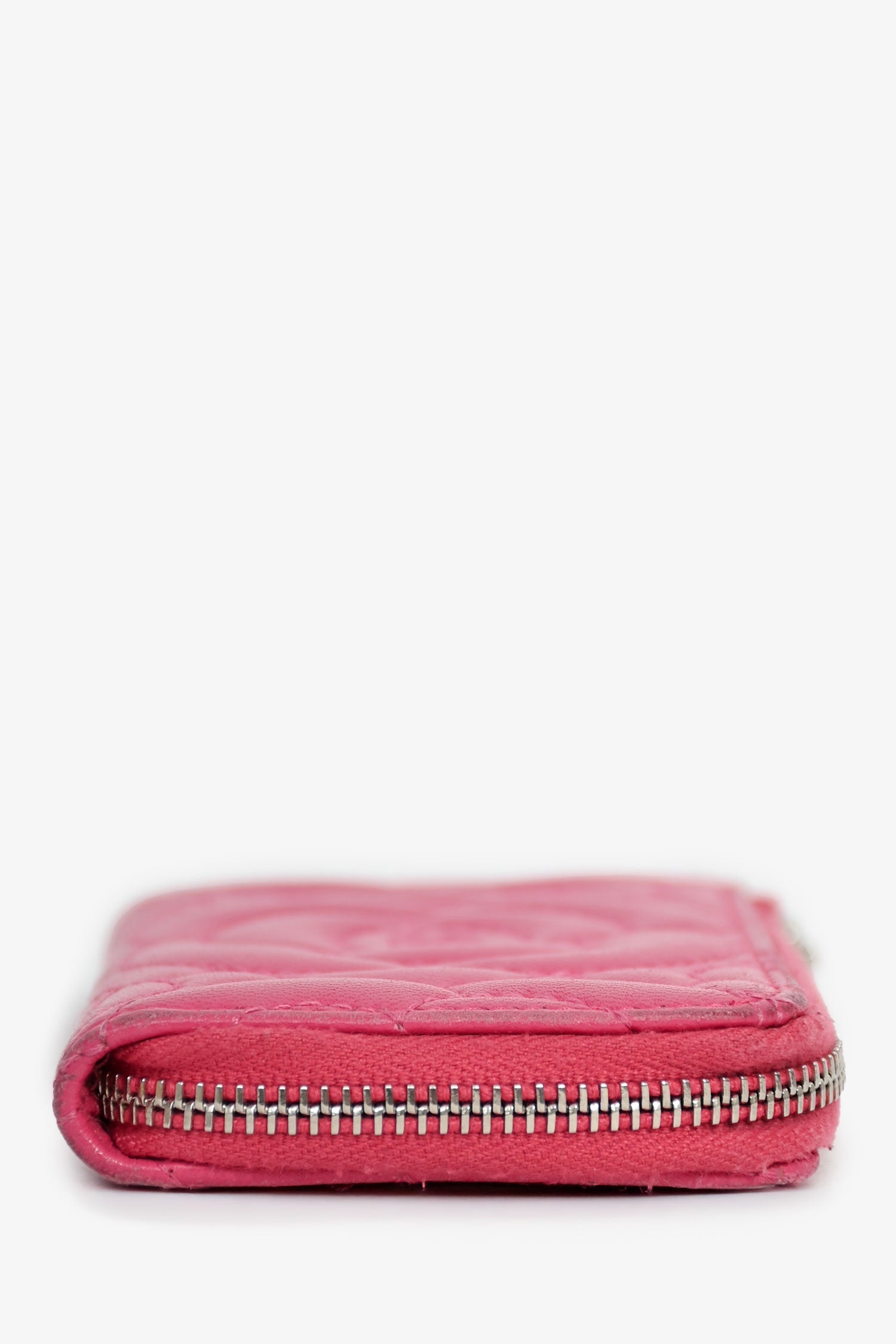 Pre-Loved Chanel™ 2017-18 Hot Pink Camellia Flower Key Ring  Holder