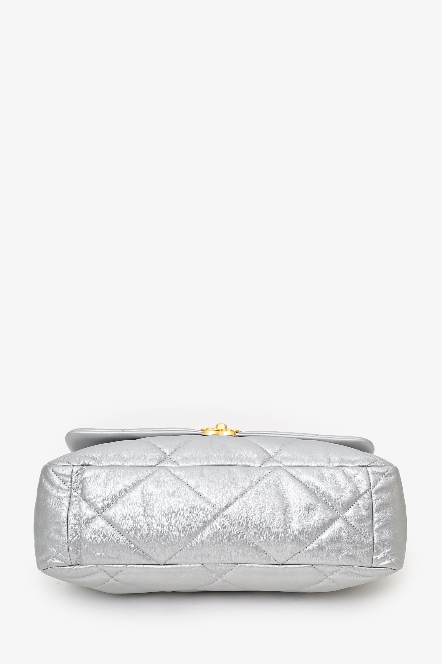 Pre-Loved Chanel™ Silver Leather Maxi 19 Flap