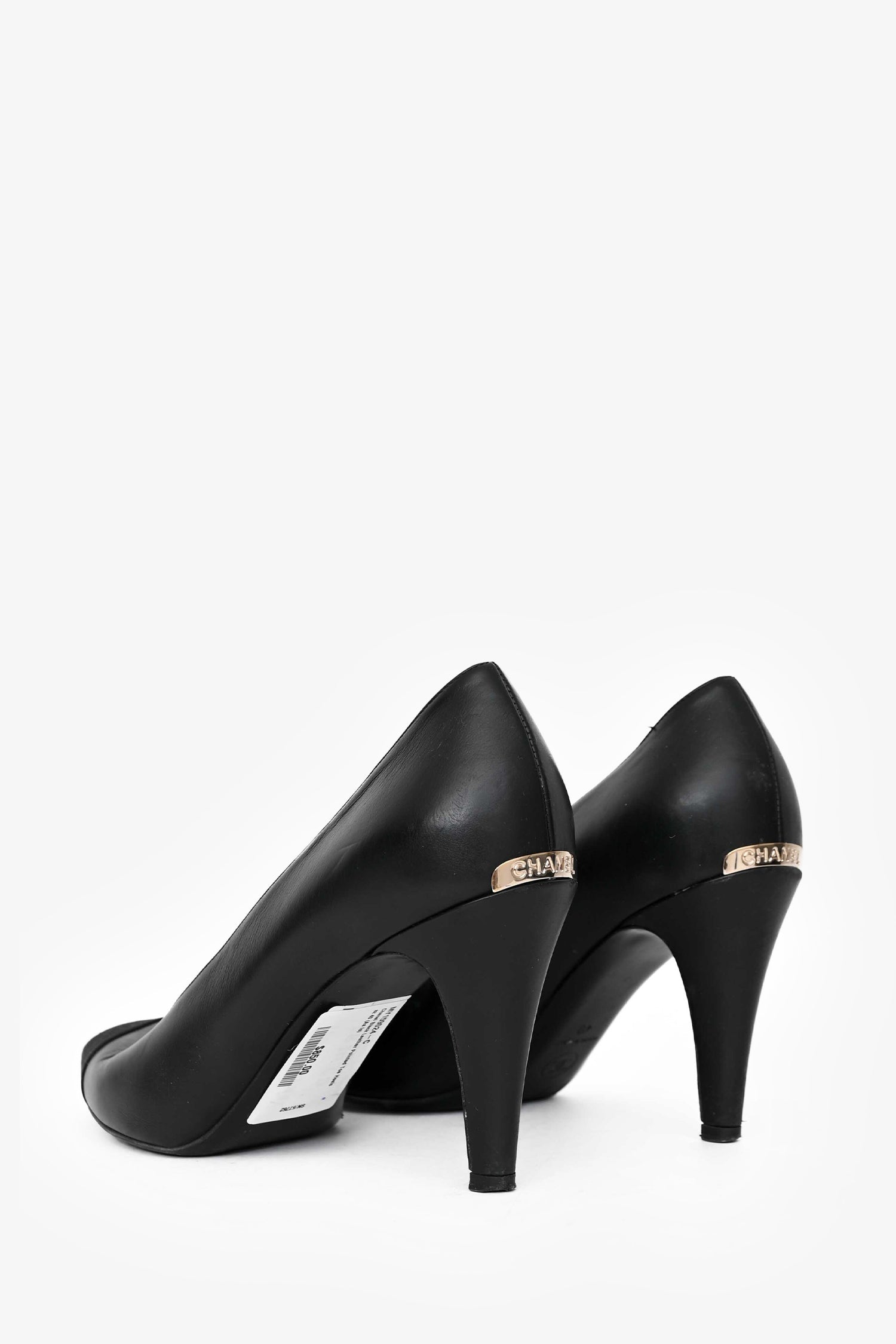 Pre-Loved Chanel™ Black Leather Pointed Toe Heels Size 40