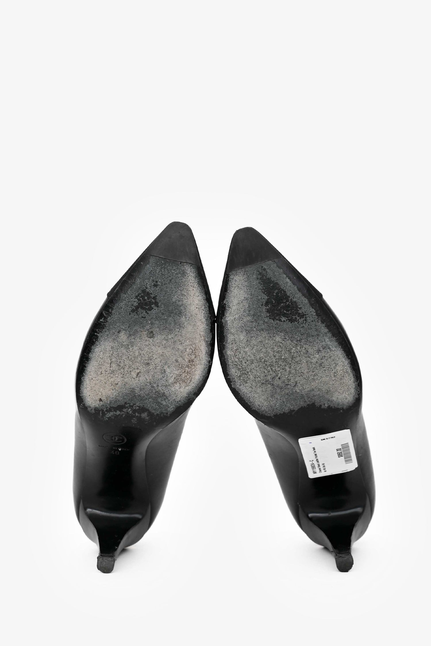 Pre-Loved Chanel™ Black Leather Pointed Toe Heels Size 40