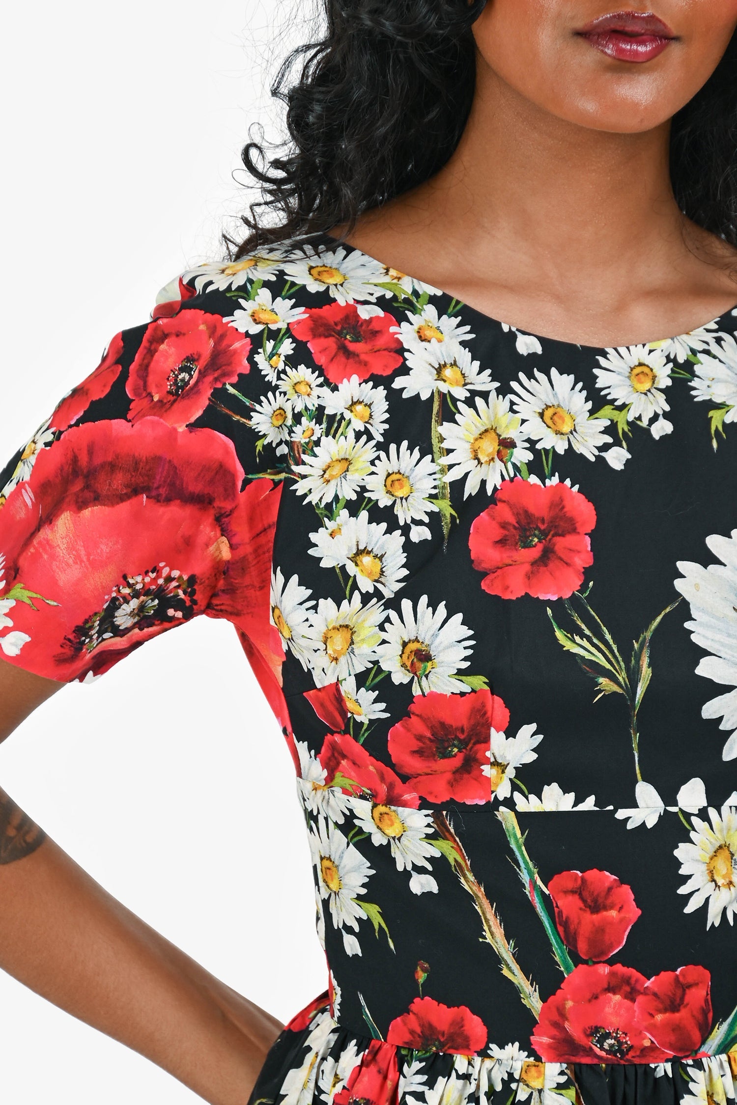 Dolce & Gabbana Black/Red Floral Printed Mini Dress Size 36