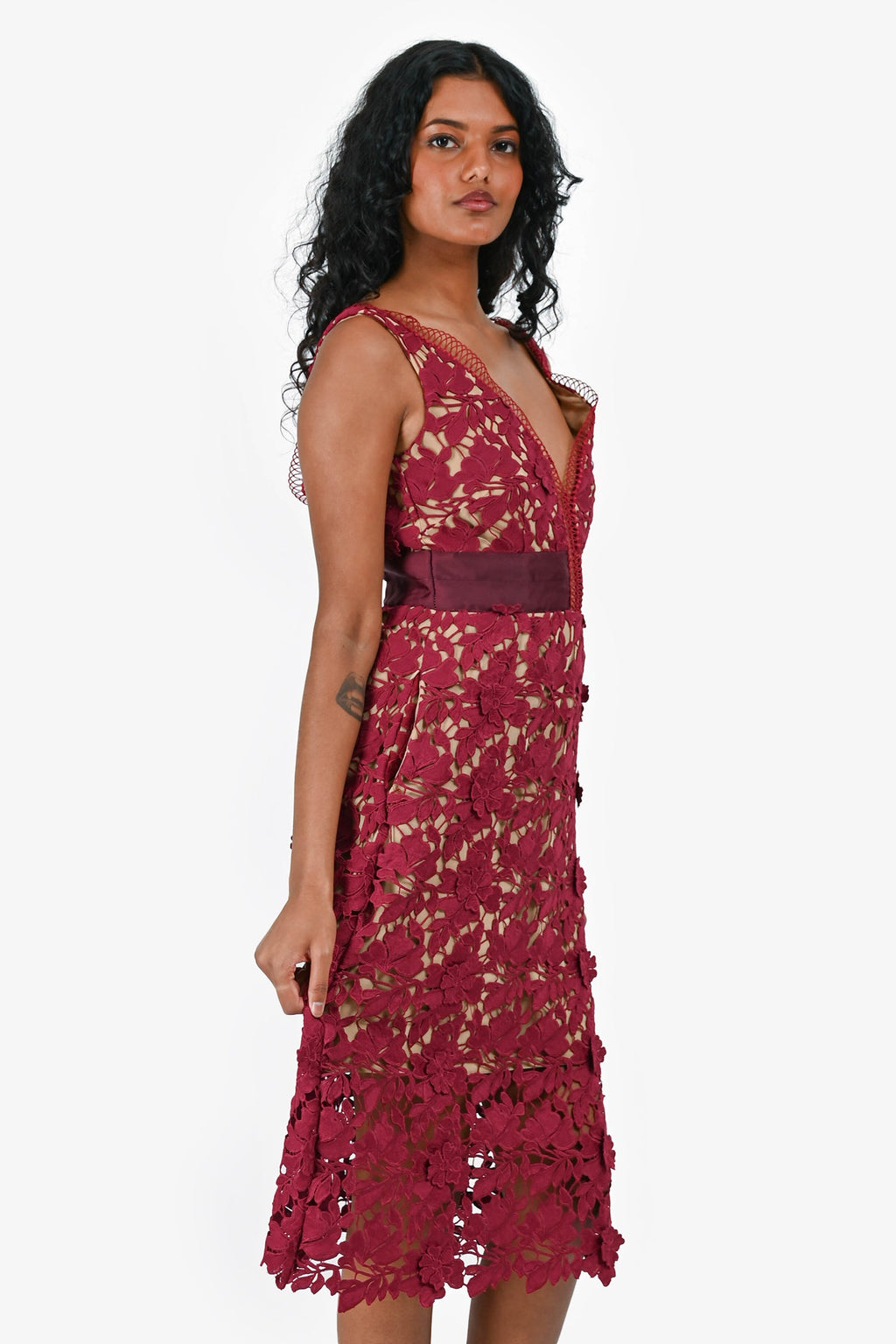 Self-Portrait Red Lace Sleeveless Midi Dress Size 2 US