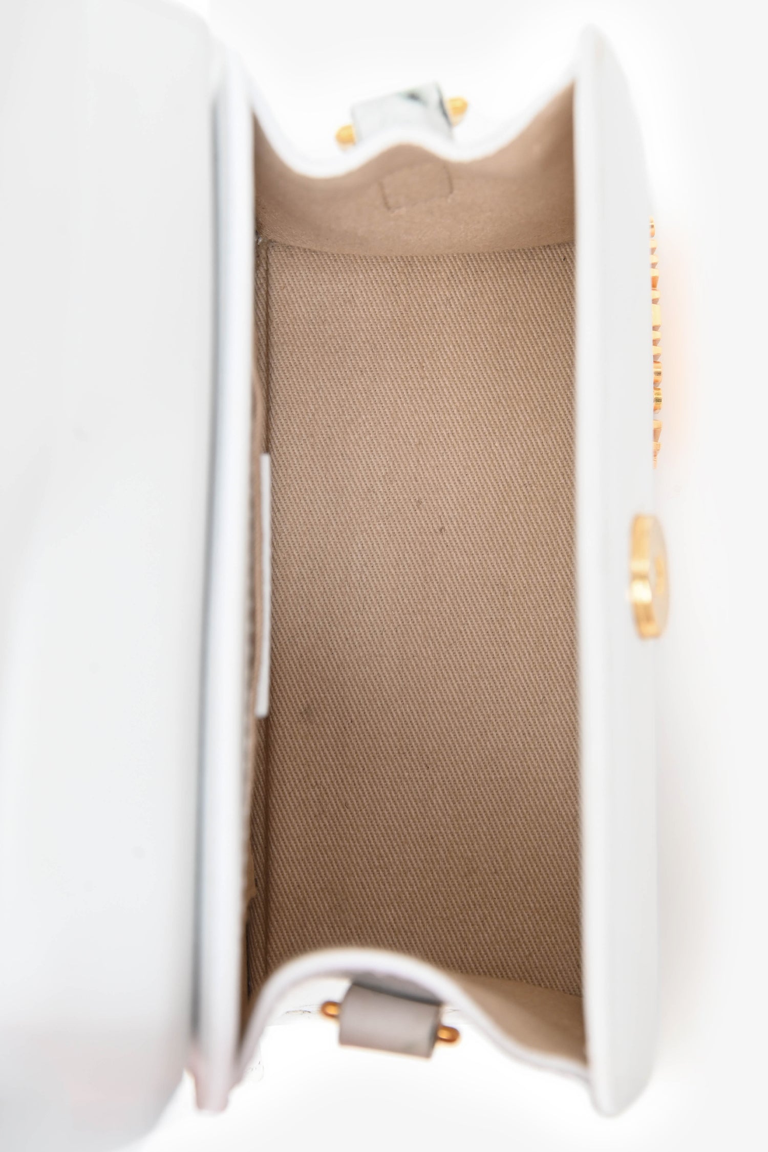 Jacquemus White Leather 'Le Chiquito Moyen' Top Handle Bag with Strap