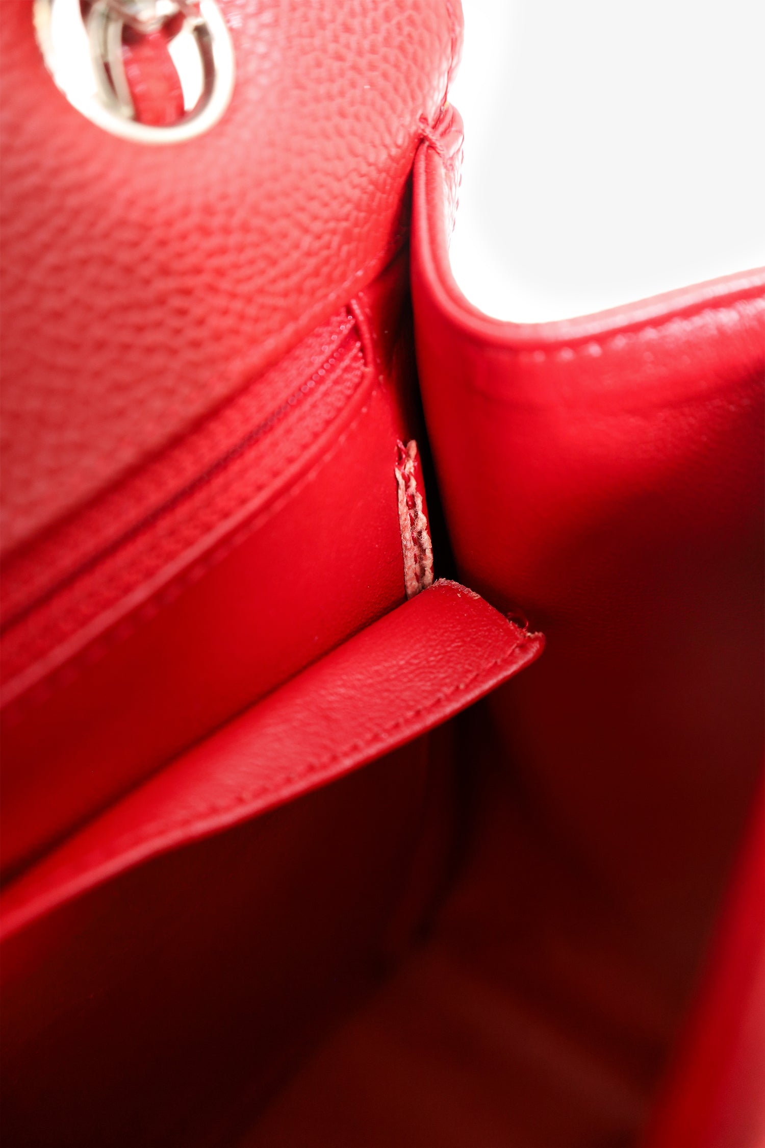 Pre-Loved Chanel™ 2009-10 Red Caviar Maxi Double Flap Shoulder Bag
