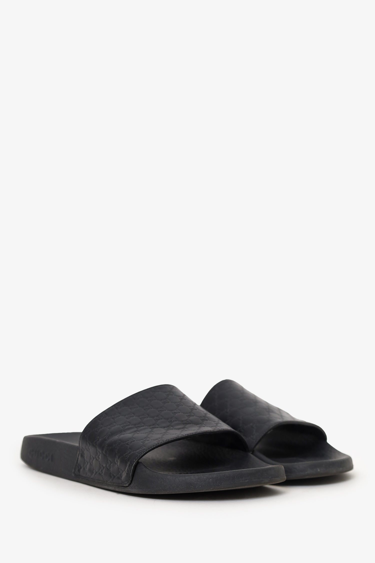 Gucci GG Embossed Rubber Pool Slides Size 9 Mens