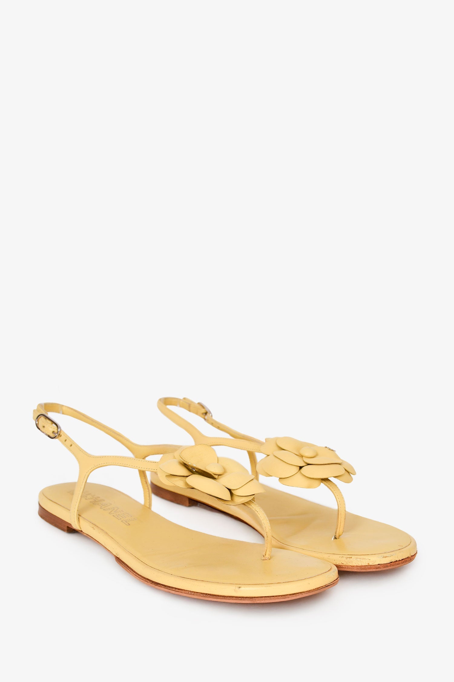 Pre-Loved Chanel™ Yellow Leather Camellia Flower Sandals Size 38.5