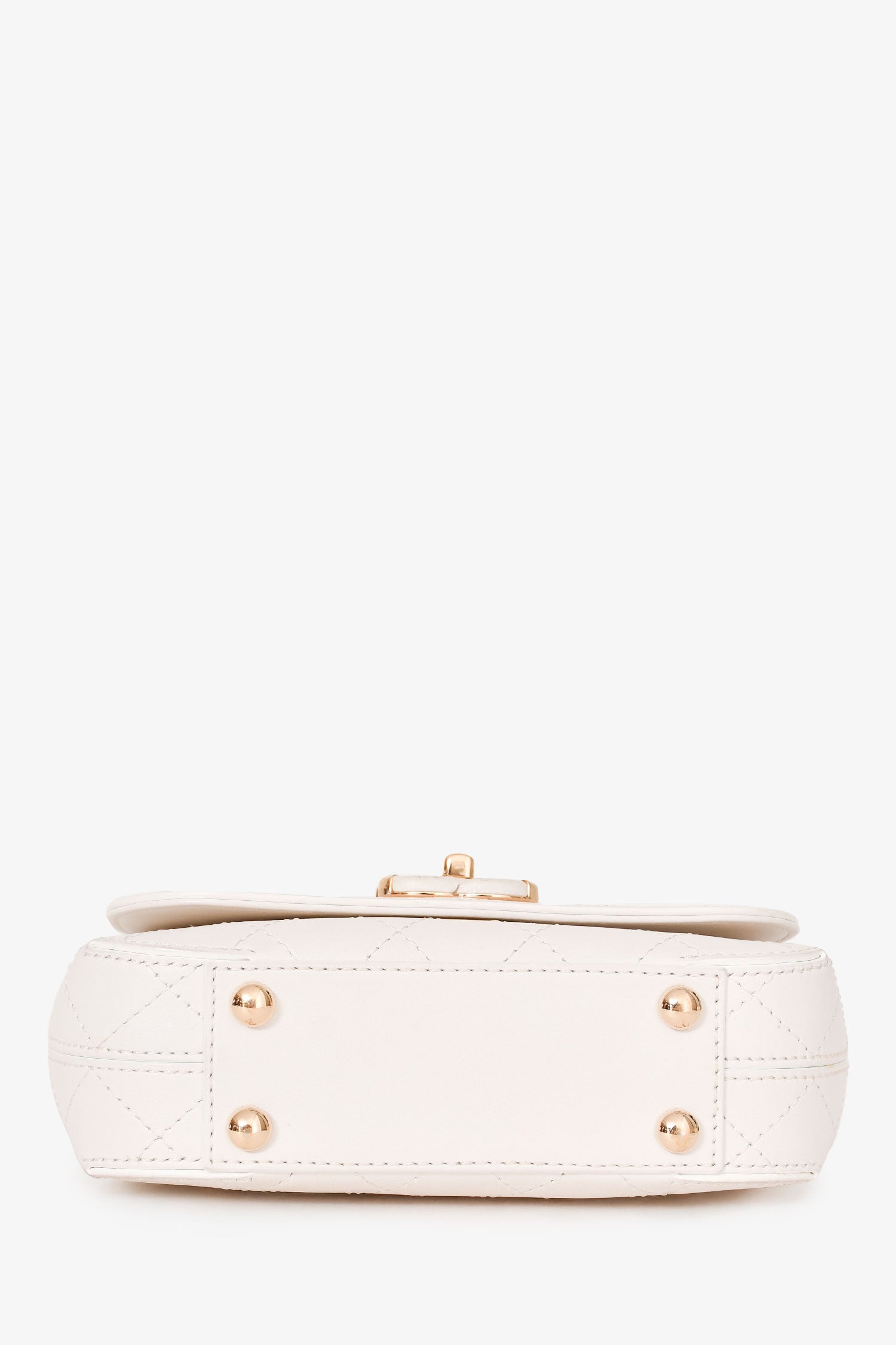 Pre-Loved Chanel™ 2018/19 White Leather Small Covered CC Flap Bag