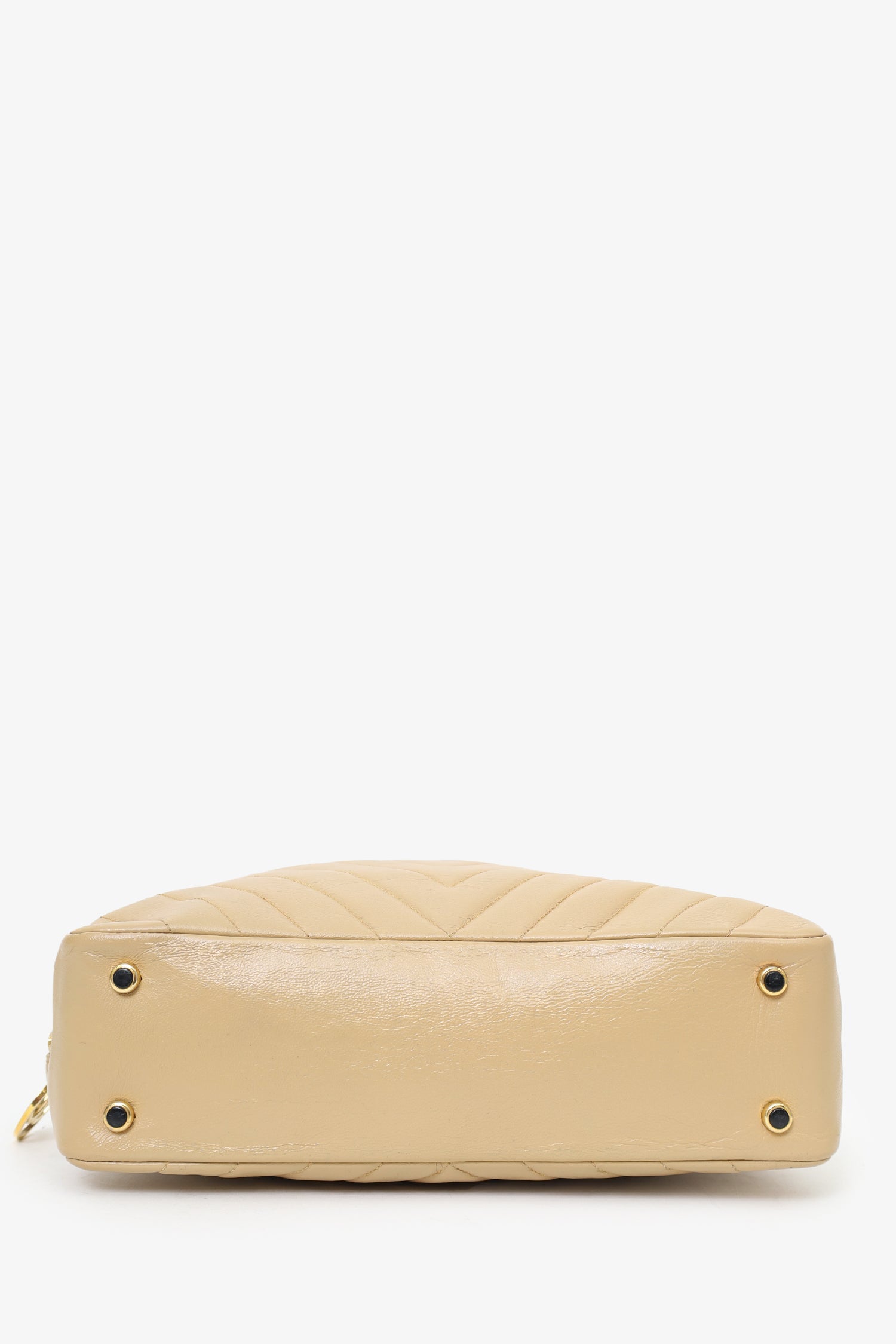 Pre-Loved Chanel™ 1989-91 Beige Lambskin Chevron Shoulder Bag