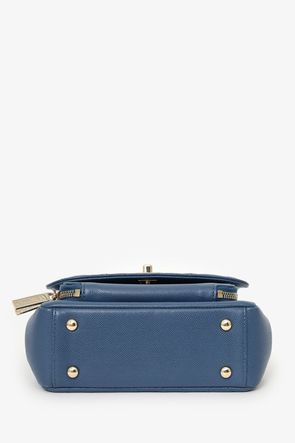 Pre-Loved Chanel™ Blue Caviar Leather Business Affinity Flap Bag