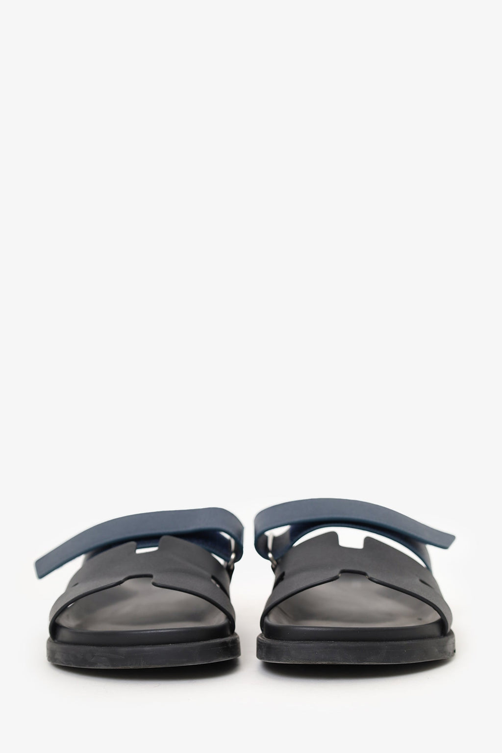 Hermès Black Leather Chypre Sandals Size 41.5