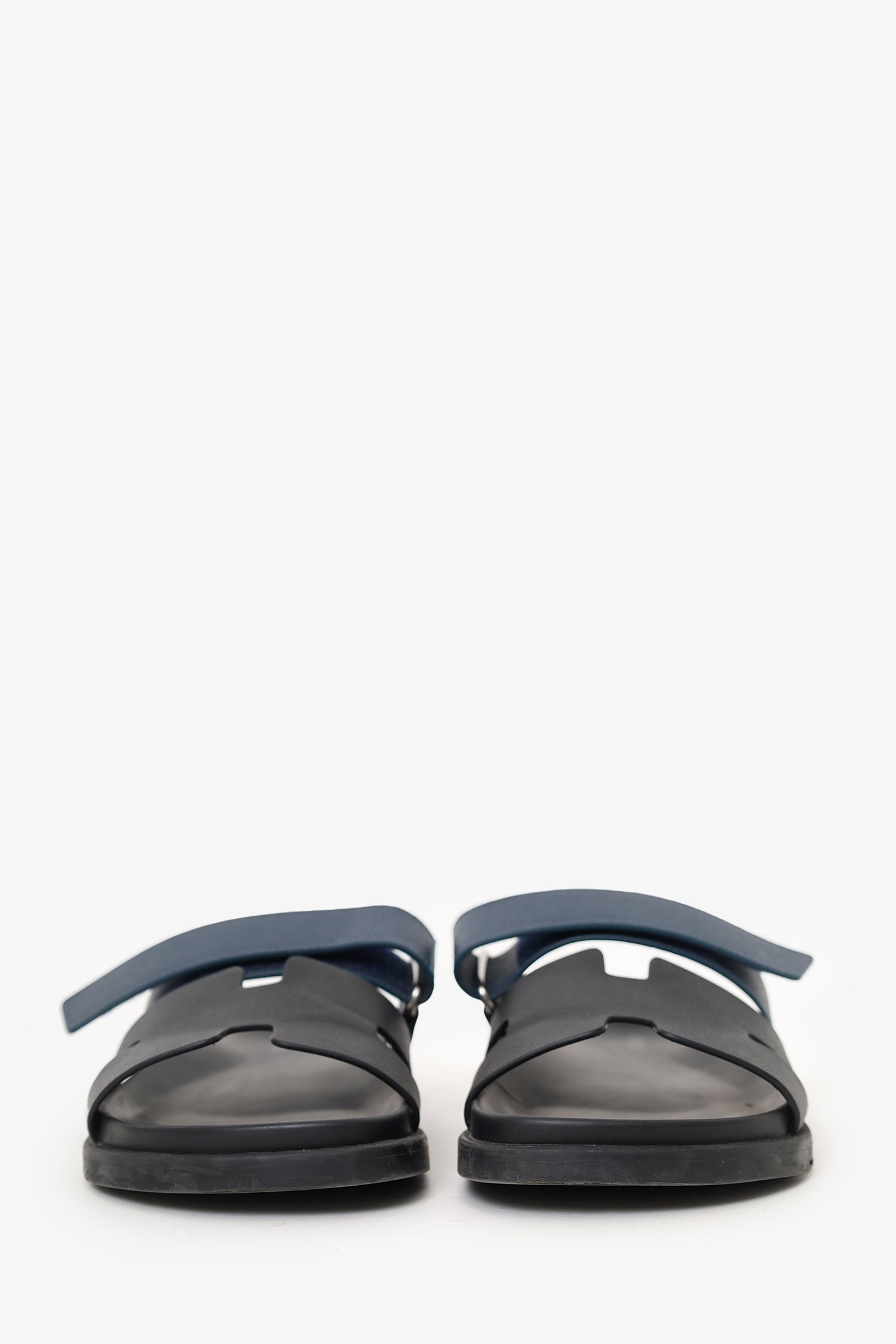 Hermès Black Leather Chypre Sandals Size 41.5