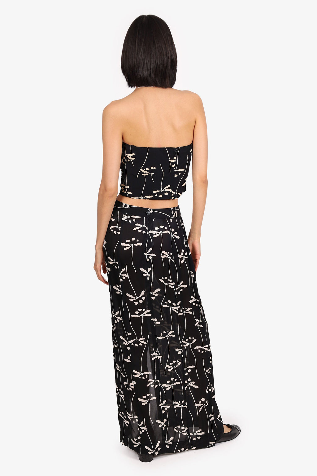 Pre-Loved Chanel™ 98P Black/White Floral Print Cropped Top With Maxi Skirt Set Size 40/38