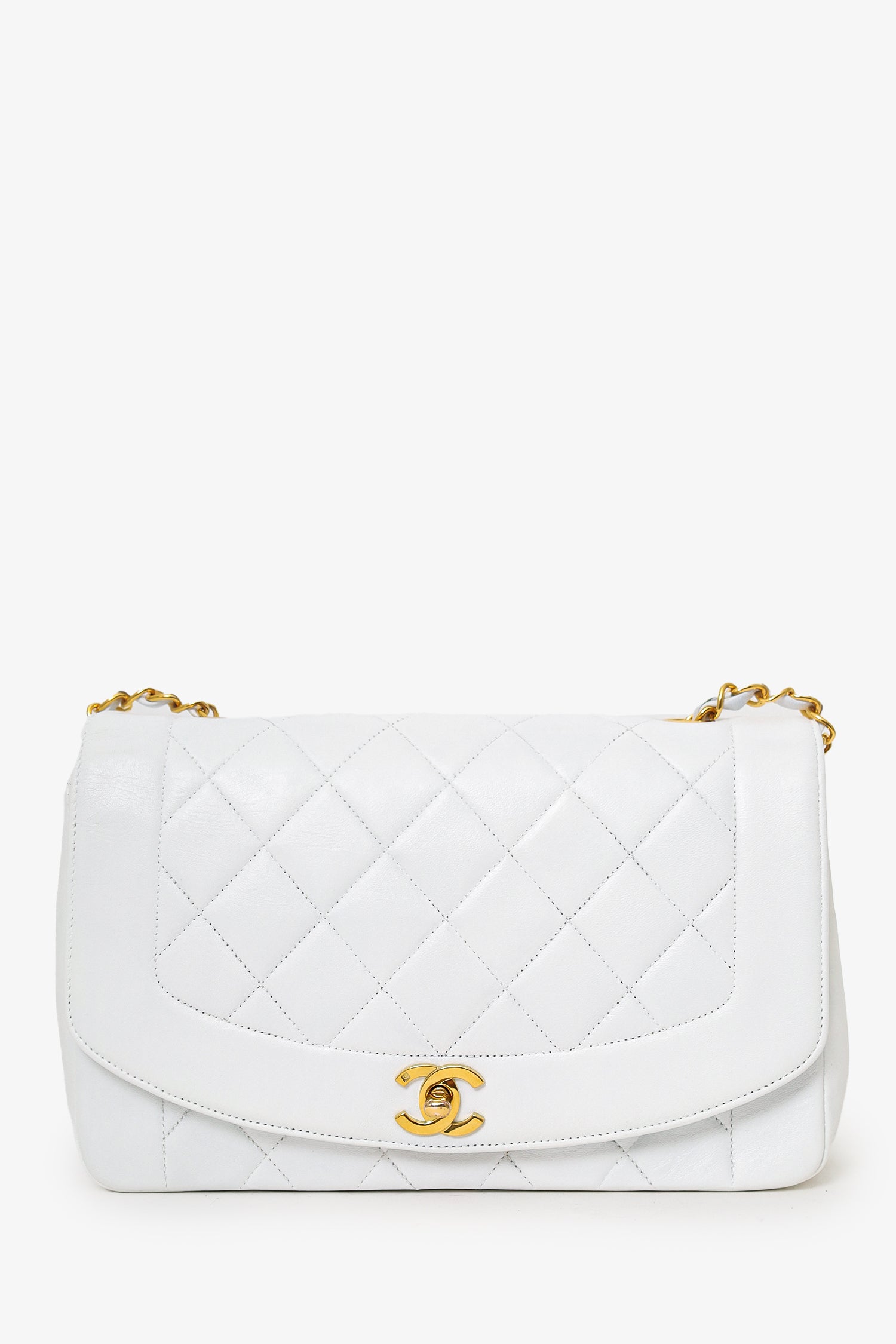 Pre-Loved Chanel™ 1994-96 White Lambskin Medium Diana Shoulder Bag (Refurbished)