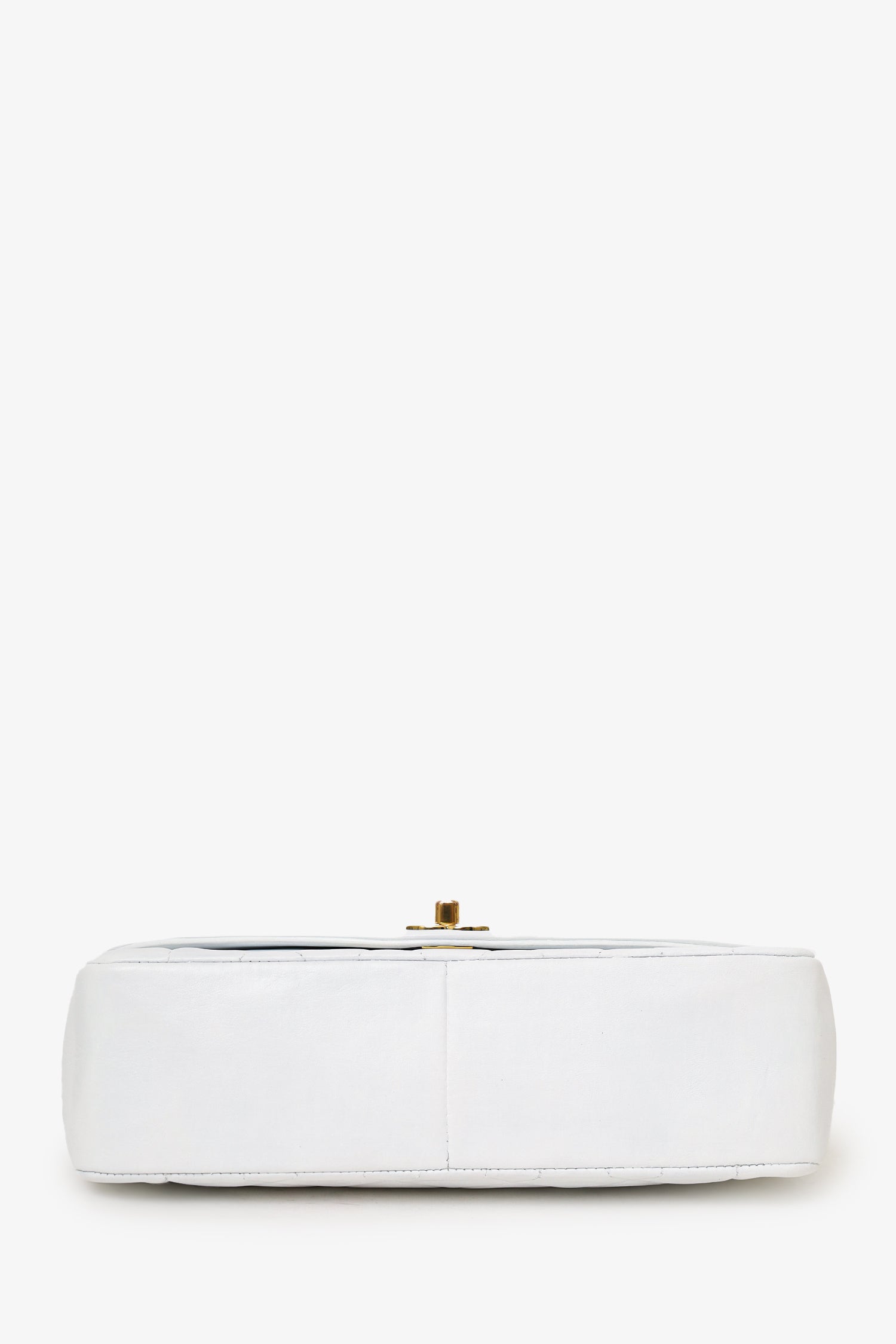 Pre-Loved Chanel™ 1994-96 White Lambskin Medium Diana Shoulder Bag (Refurbished)