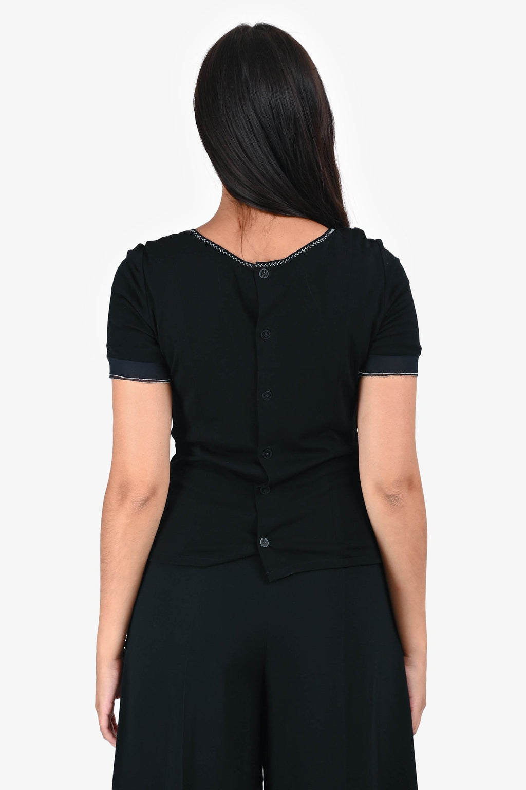 Pre-Loved Chanel™ 2002 Black White Stitched Button Back T-Shirt Size 40