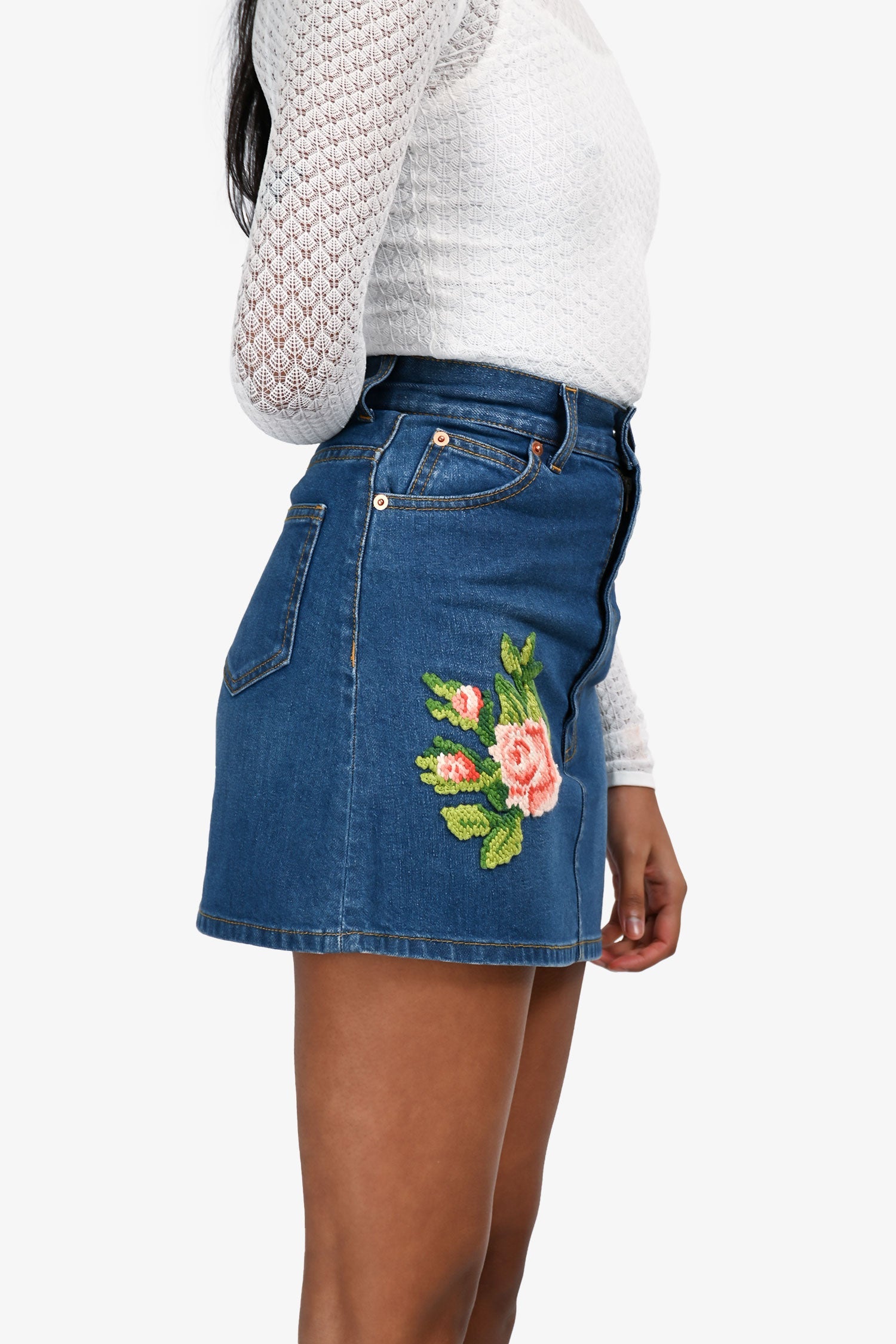 Gucci Blue Denim Rose Embroidered High Waisted Mini Skirt Size 36