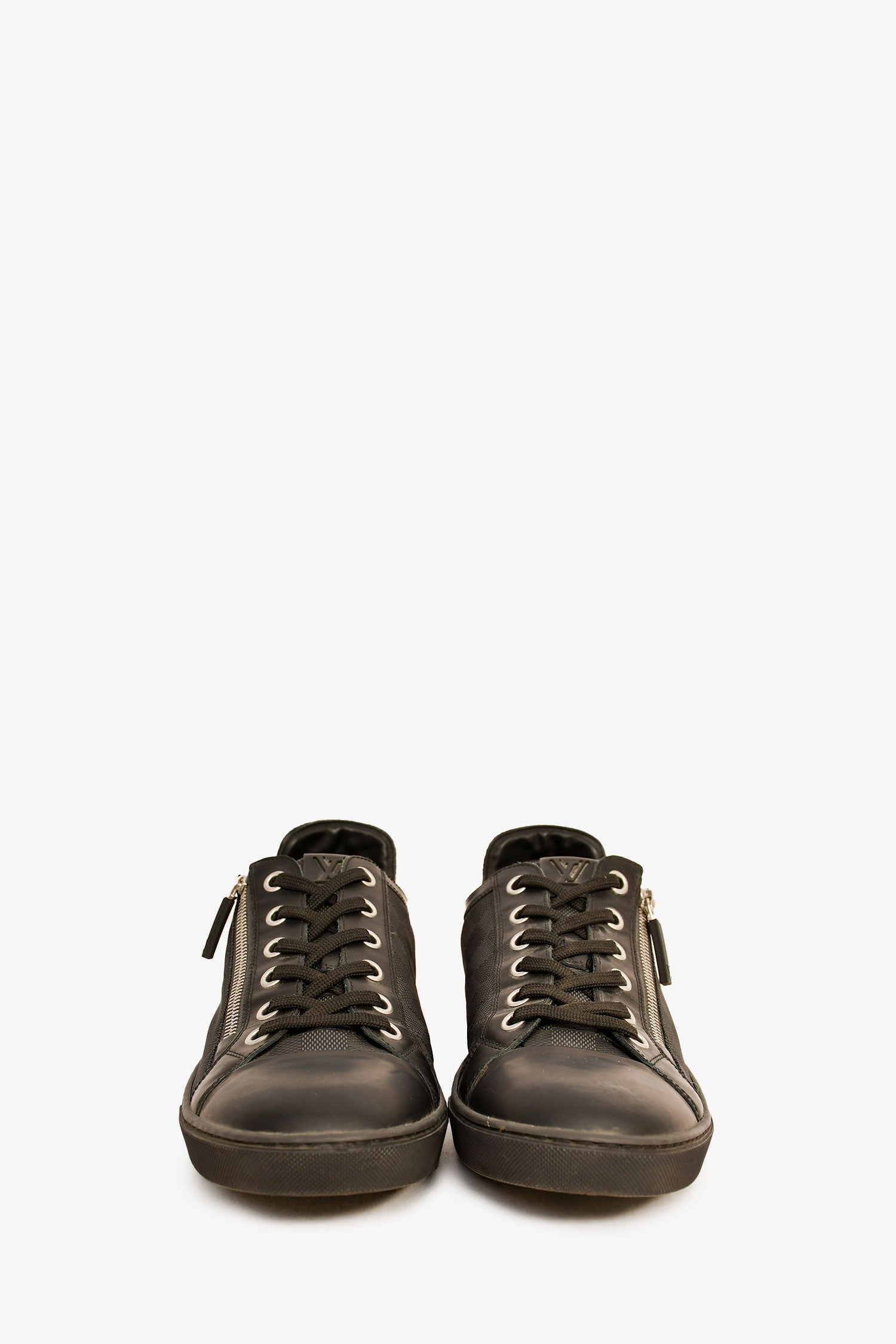 Louis Vuitton Damier Graphite Low Top Sneakers Size 9.5 Mens