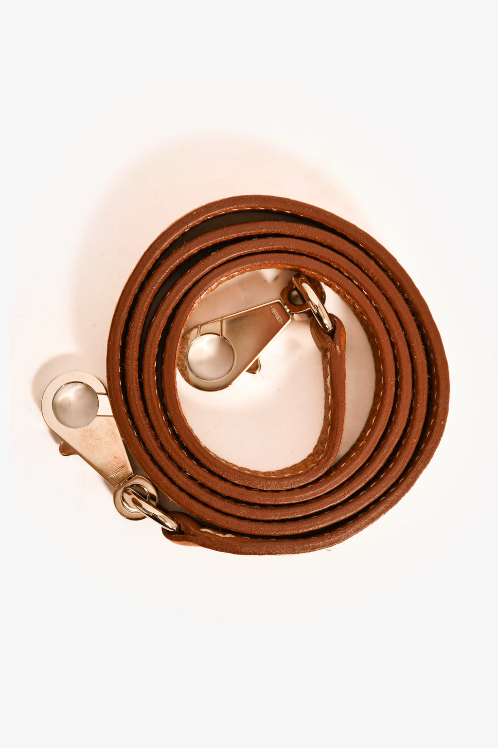 Hermès 2021 Gold Togo Leather Retourne Kelly 28 with Strap