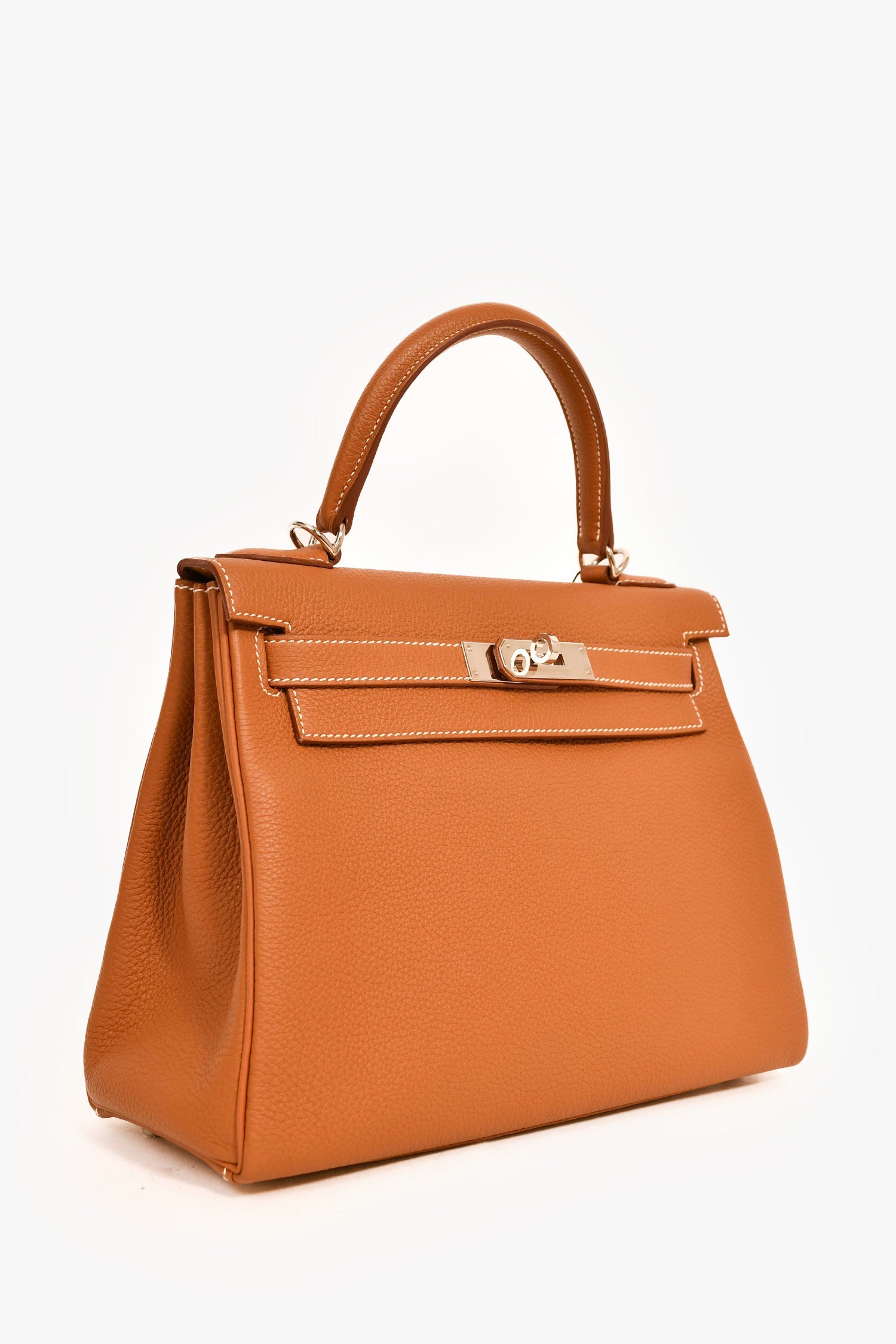 Hermès 2021 Gold Togo Leather Retourne Kelly 28 with Strap