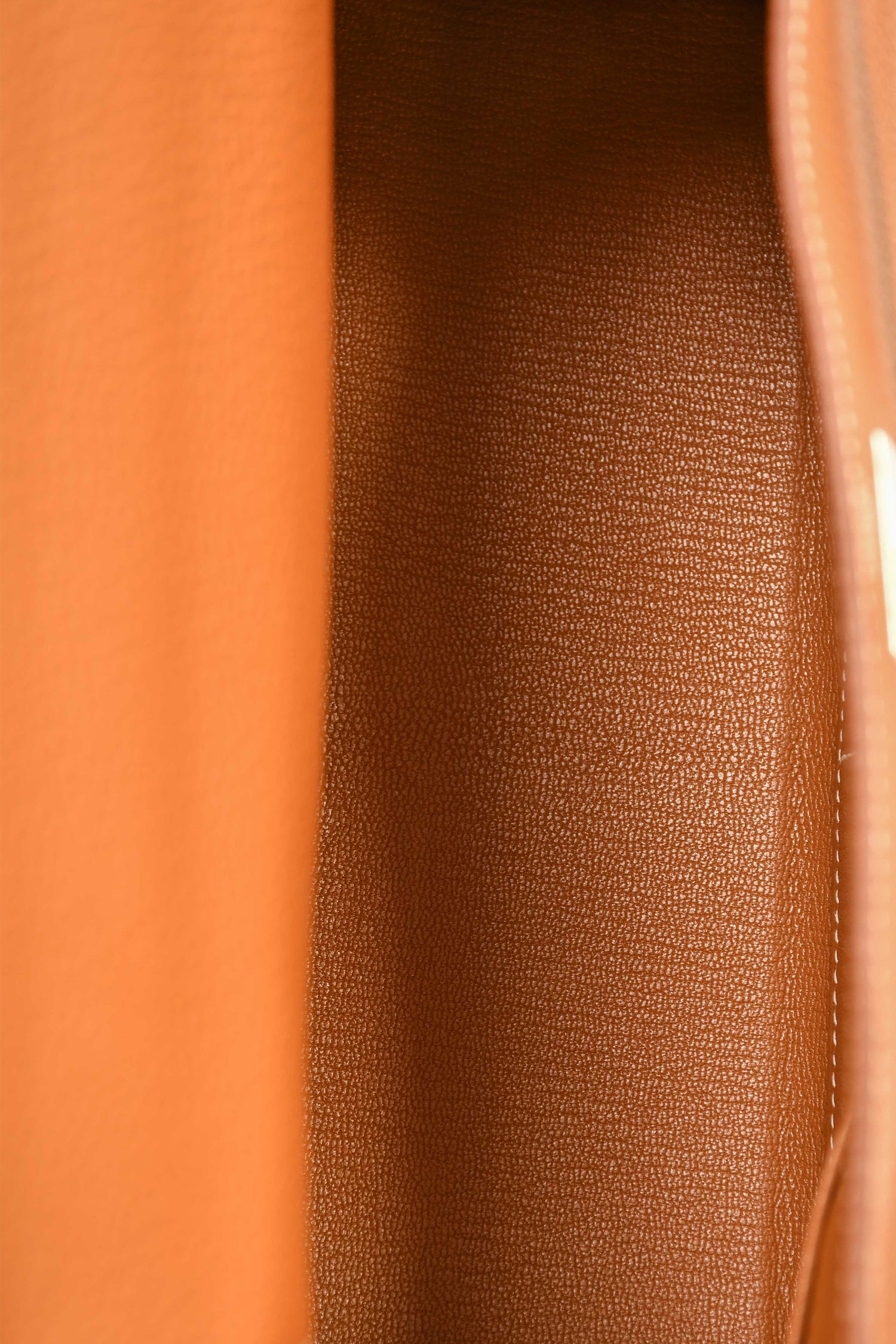 Hermès 2021 Gold Togo Leather Retourne Kelly 28 with Strap