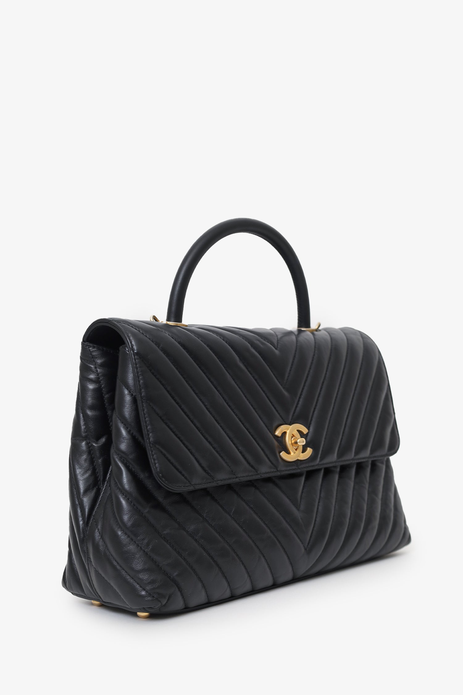 Pre-Loved Chanel™ Black Leather Chevron Coco Top Handle With Strap