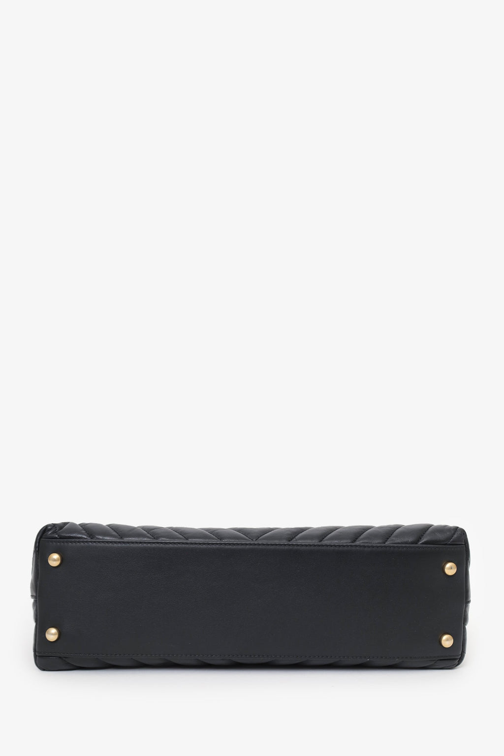 Pre-Loved Chanel™ Black Leather Chevron Coco Top Handle With Strap
