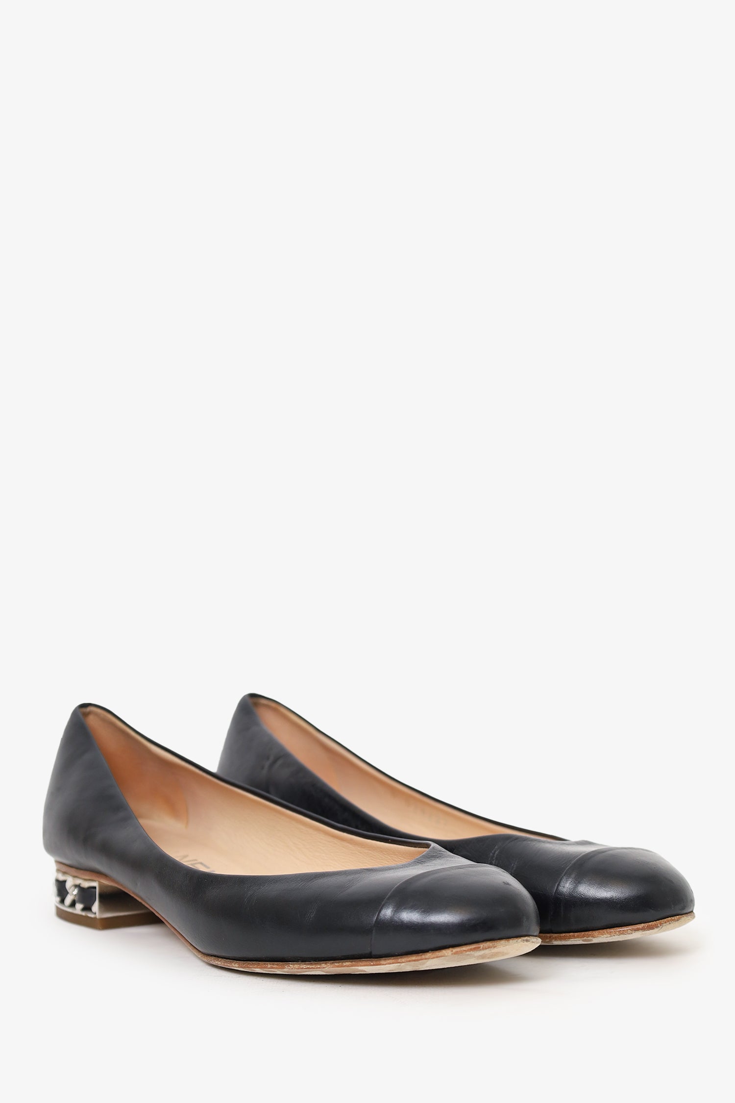 Pre-Loved Chanel™ Black Lambskin Leather Cap-Toe Chain Flats Size 36.5