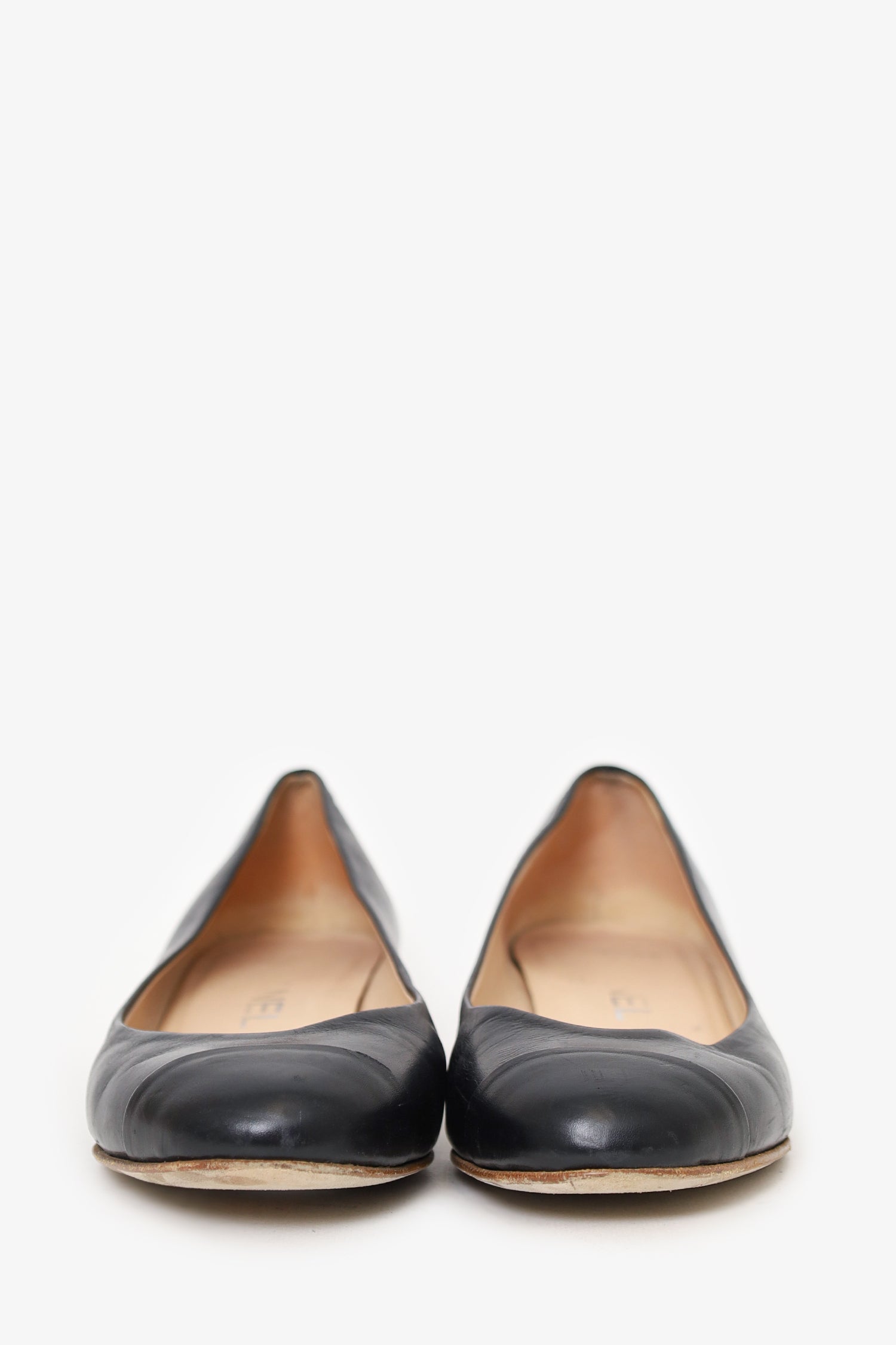 Pre-Loved Chanel™ Black Lambskin Leather Cap-Toe Chain Flats Size 36.5