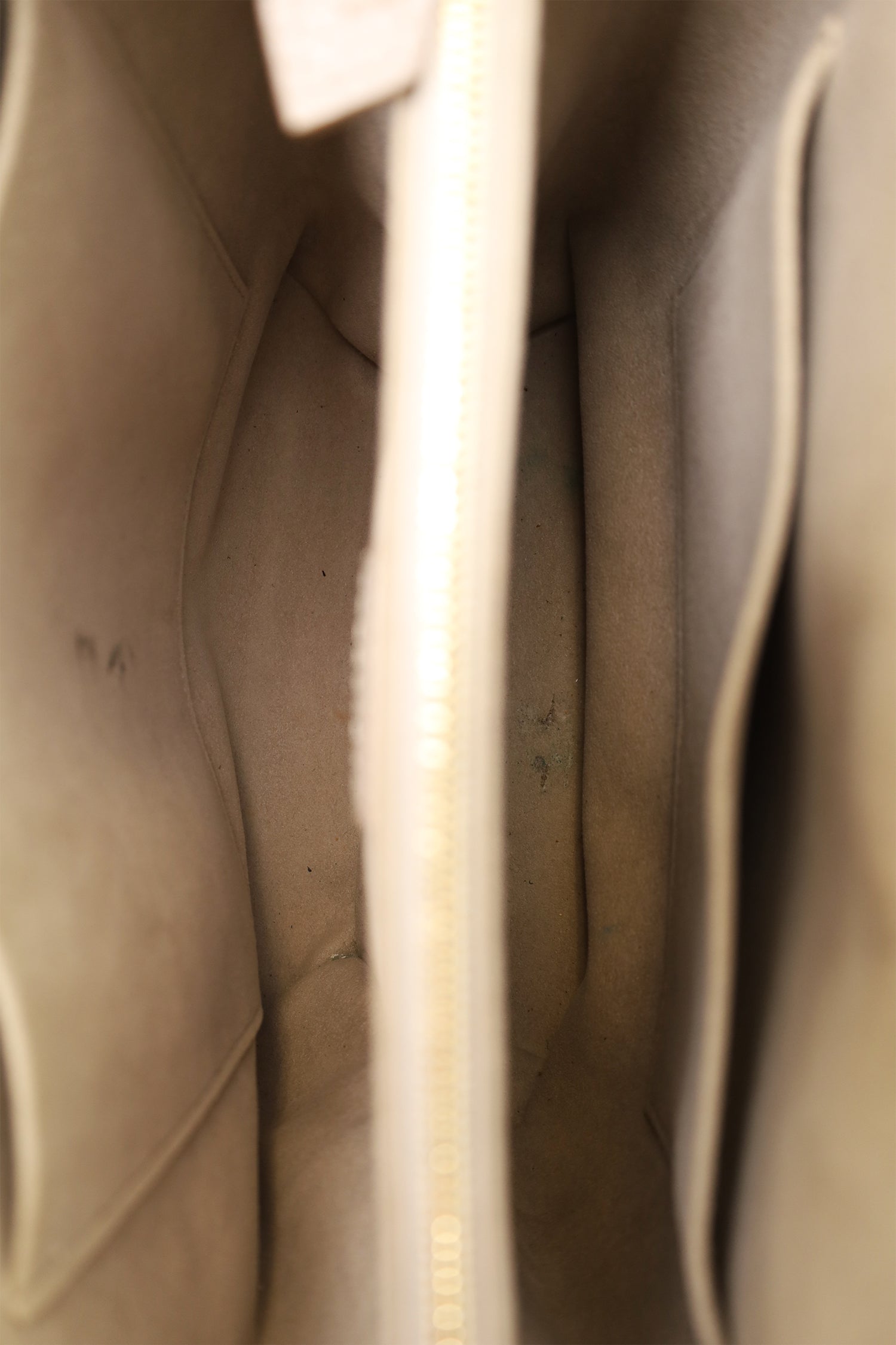 Louis Vuitton 2018 Taupe Leather Taurillon Volta Top Handle