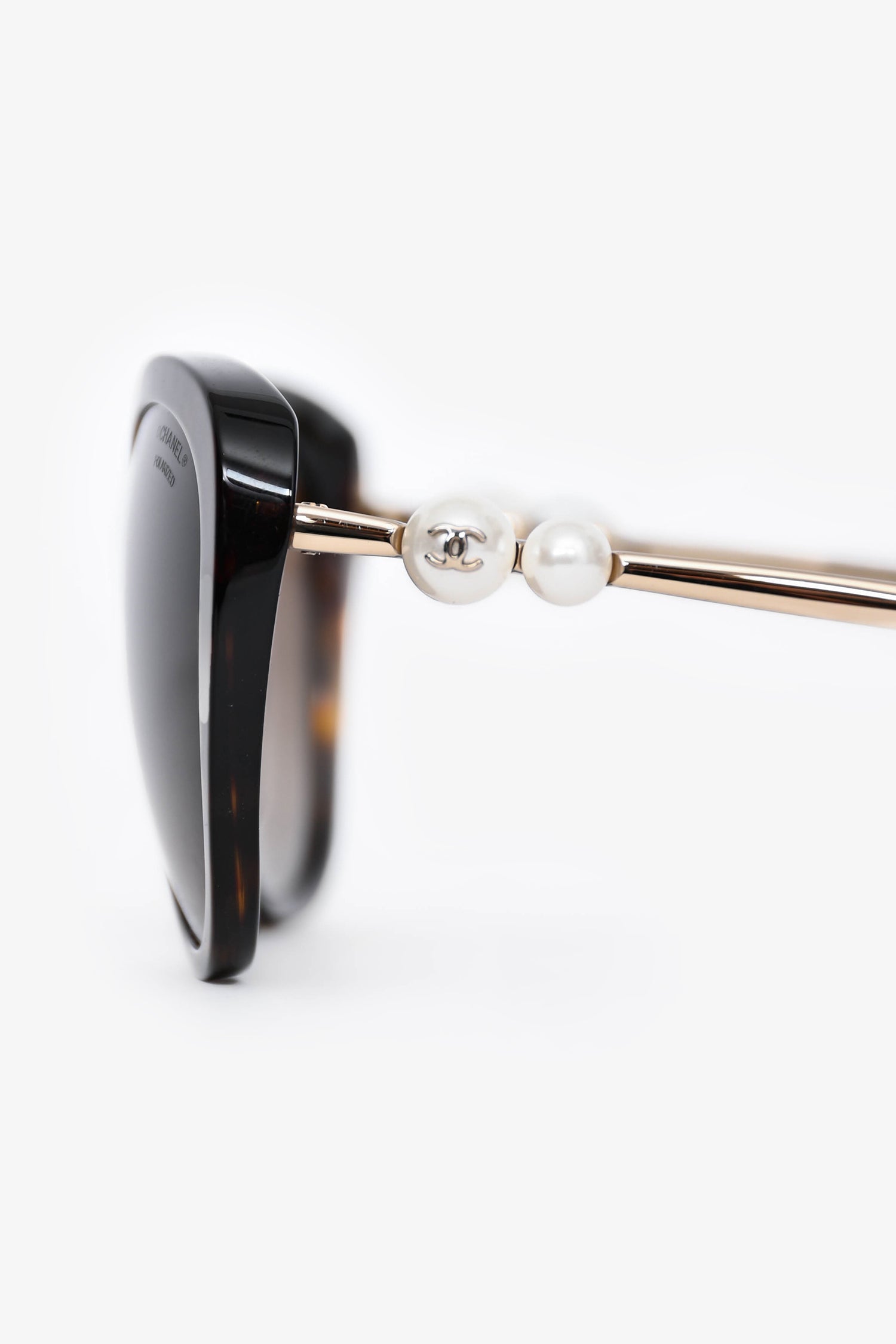 Pre-Loved Chanel™ Polarized Dark Brown Oversized Sunglasses with Pearl Sides
