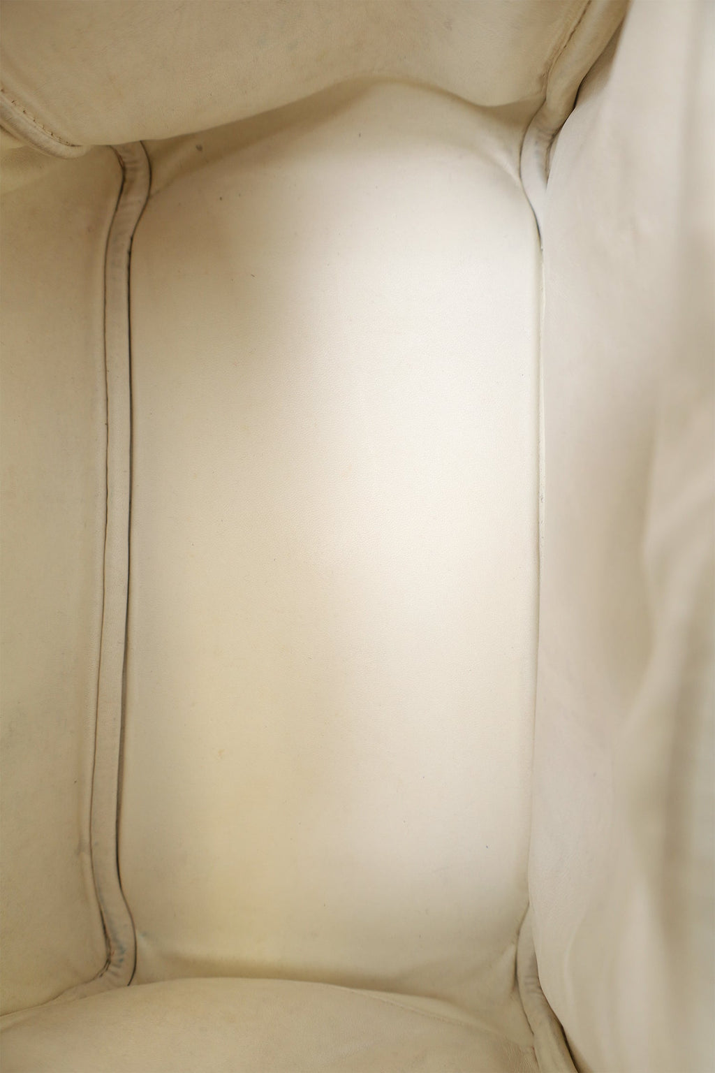 Hermès 2006 White Clemence Leather Lindy 30