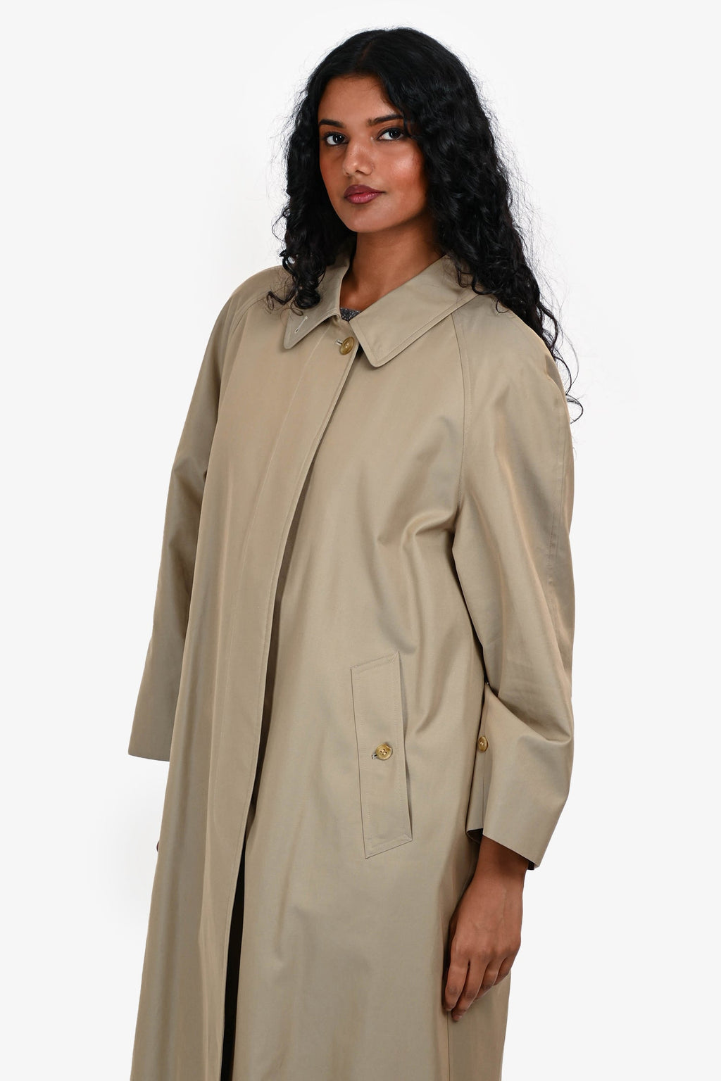 Burberrys Vintage Green Belted Trench Coat Est. Size M