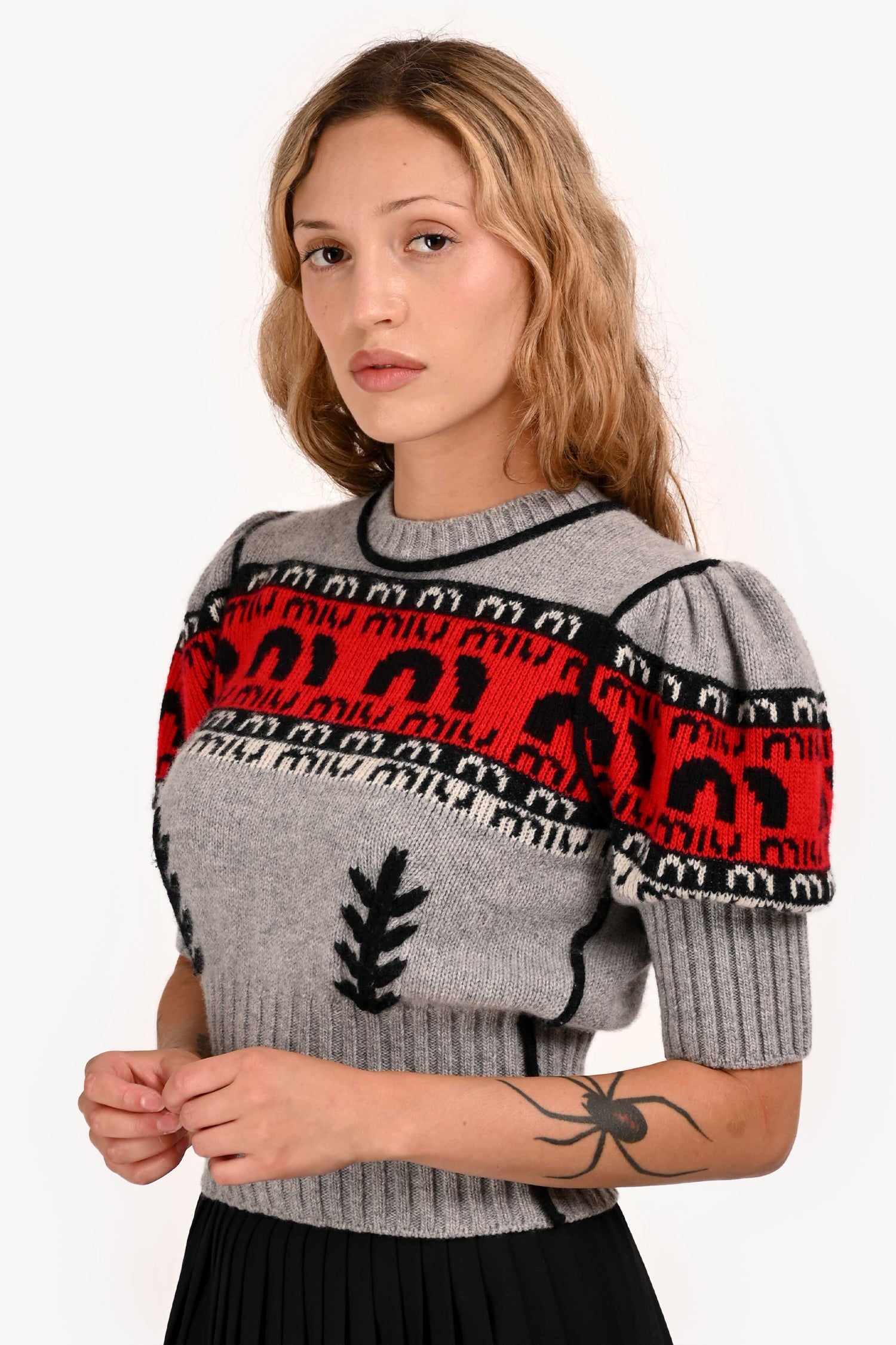 Miu Miu 2017 Grey/Red Wool 'M' Logo Sweater Size 38