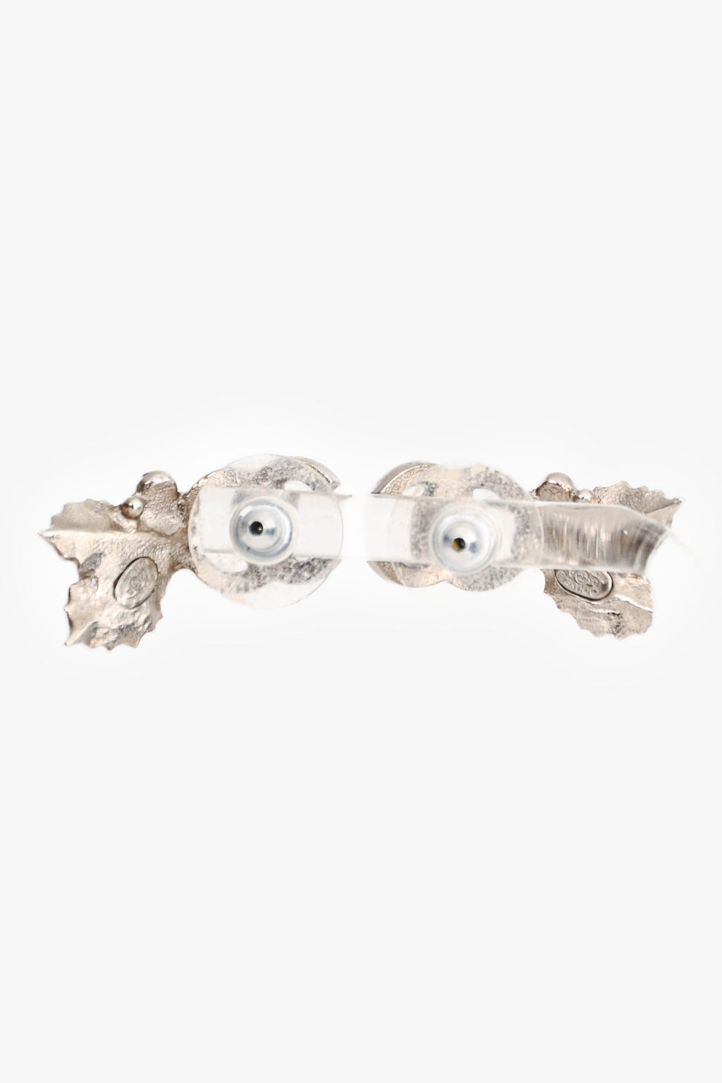 Pre-Loved Chanel™ 2005 Silver Tone Metal Foliage Earrings