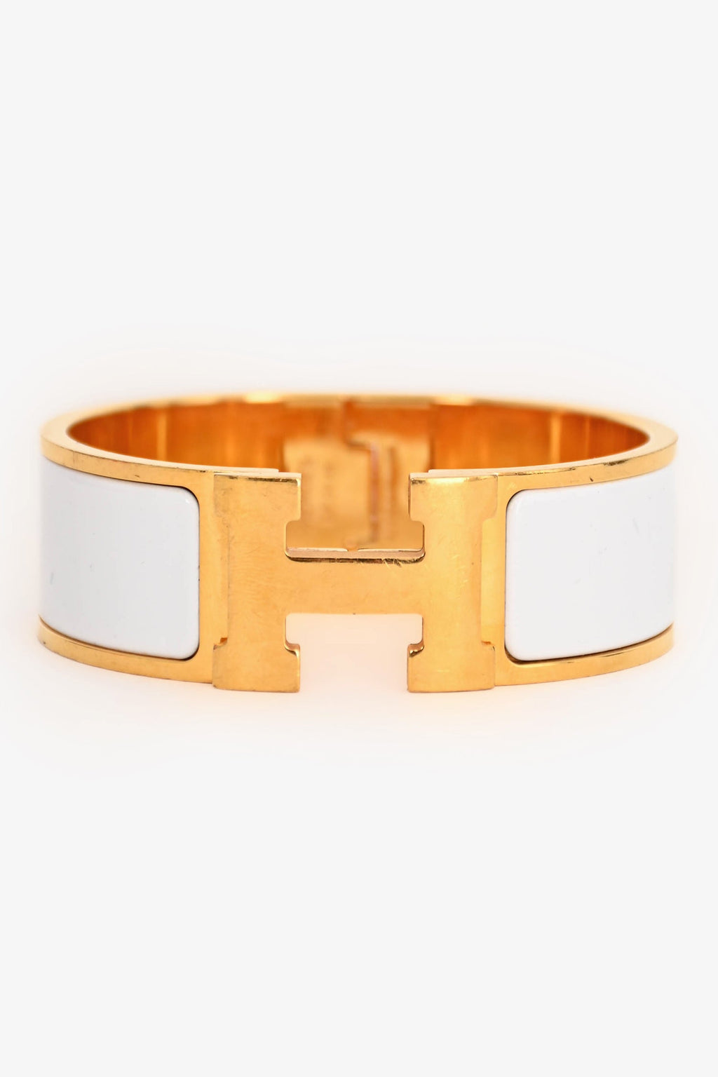 Hermès Gold Toned White Enamel Clic Clac Bracelet