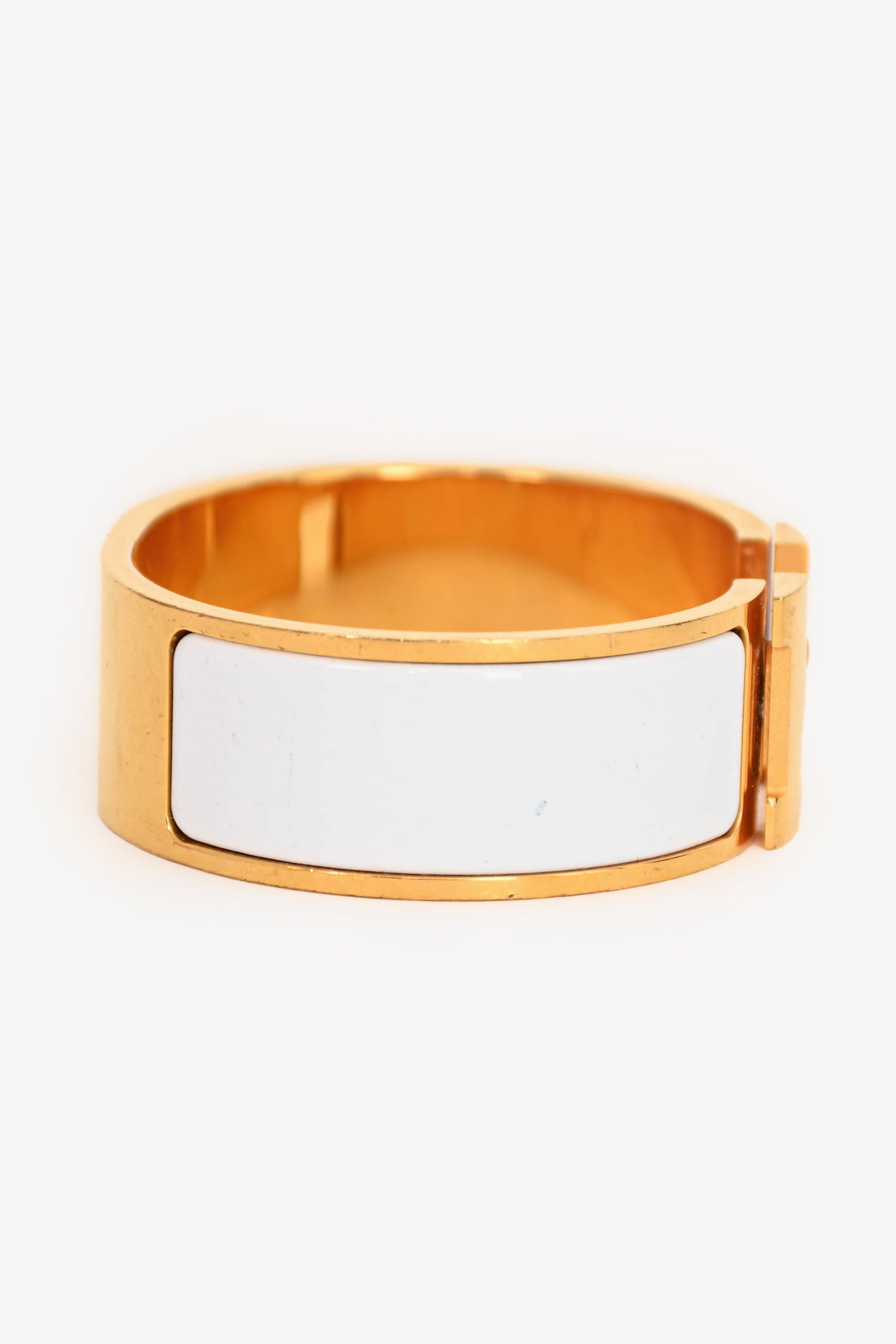 Hermès Gold Toned White Enamel Clic Clac Bracelet