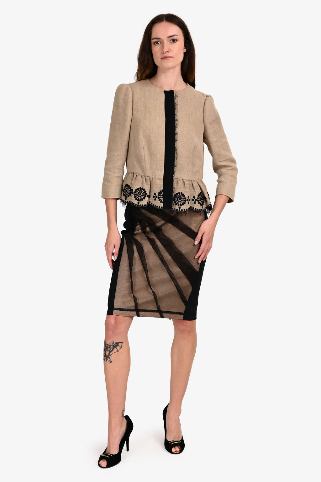 D&G Dolce & Gabbana Beige/Black Tulle Ruched Knee Length Skirt Size 40